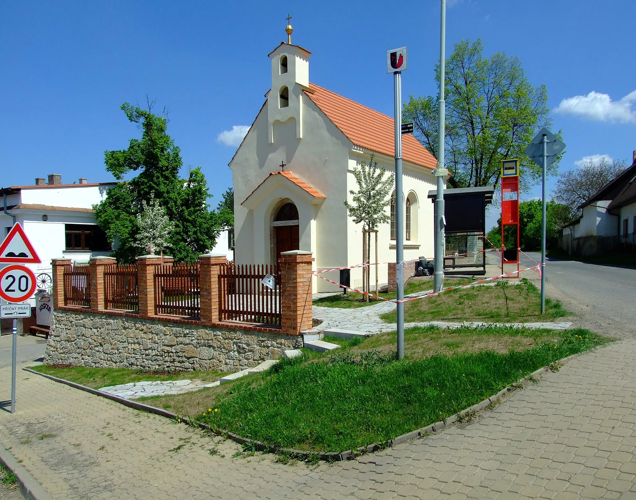 Photo showing: Chapel in Prague-Holyně