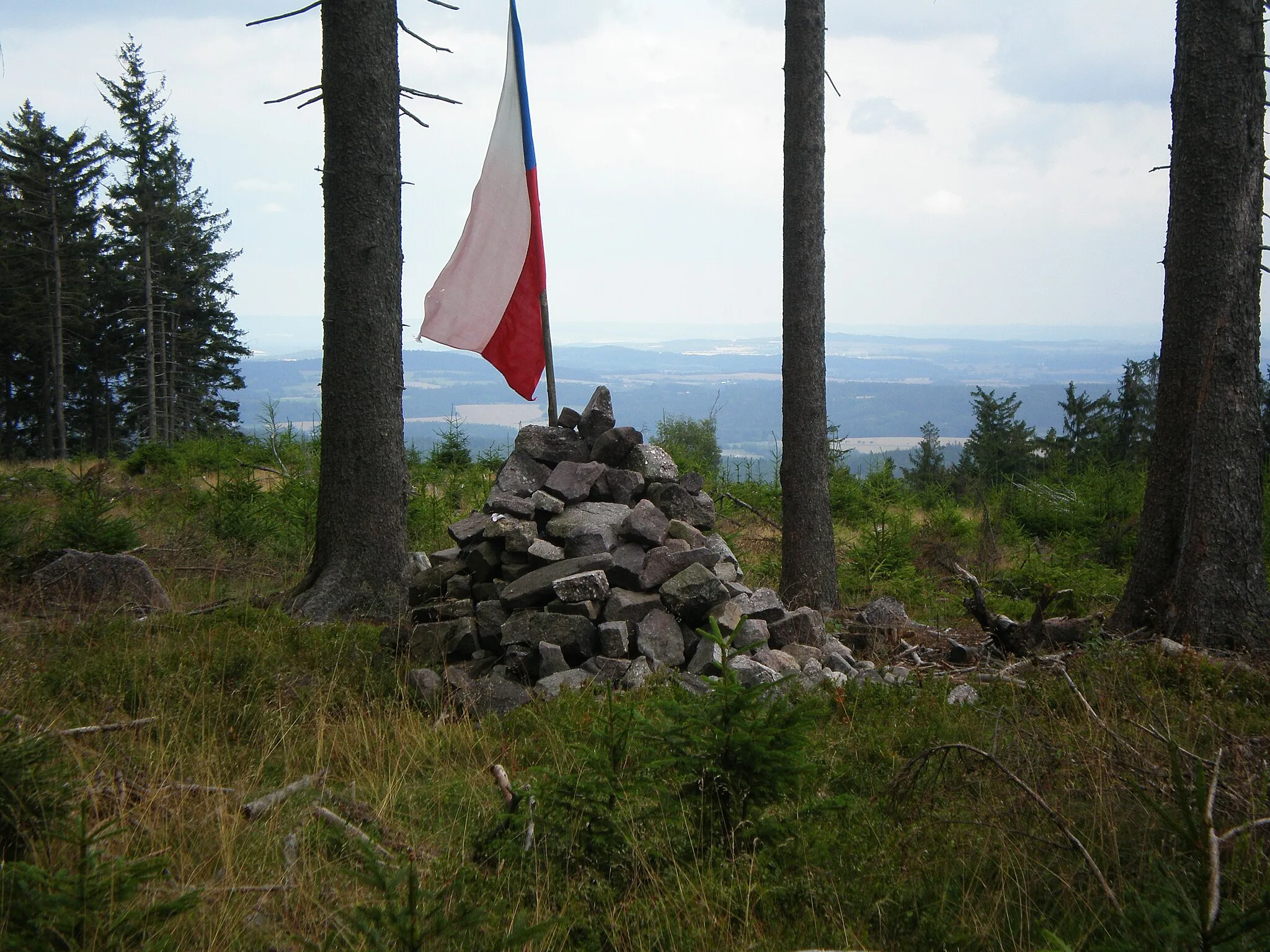 Photo showing: Brdce (839 m) - jeden z "odmítnutých" kandidátů stanoviště radaru americké PRO