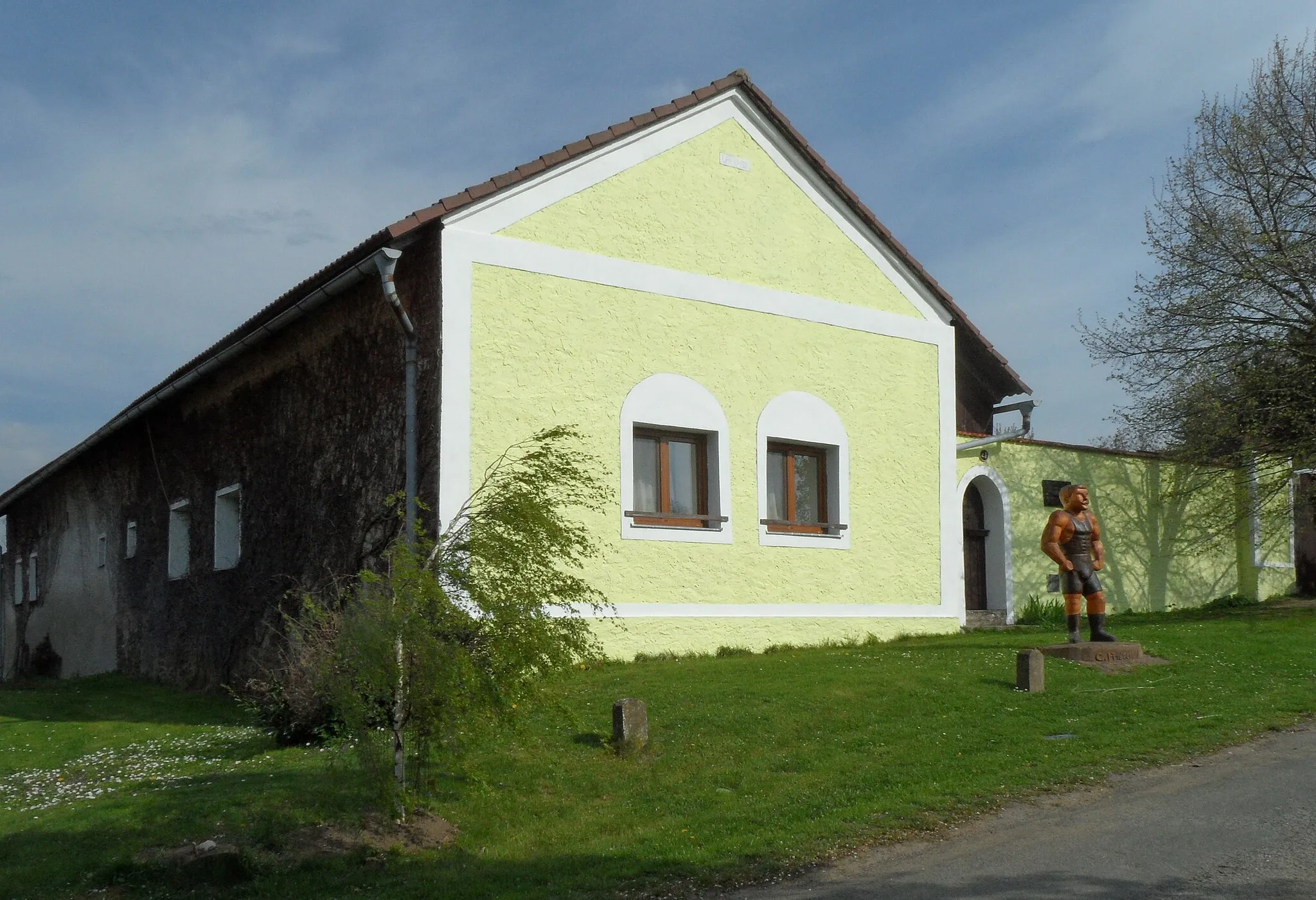 Photo showing: Kamhajek B. Birthplace of Gustav Frištenský (No. 14), Kolín District, the Czech Republic.