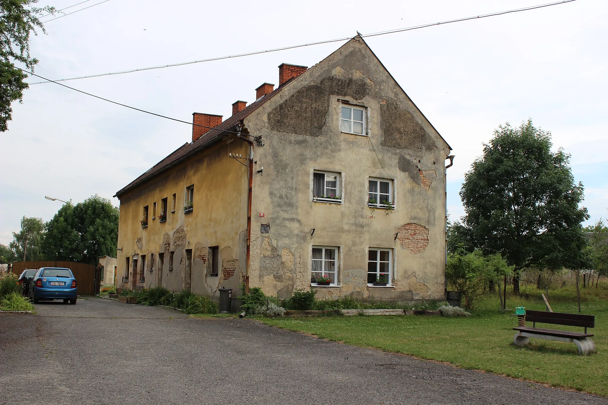 Photo showing: Dům číslo popisné 34 v Hřivně v mladoboleslavském okrese.