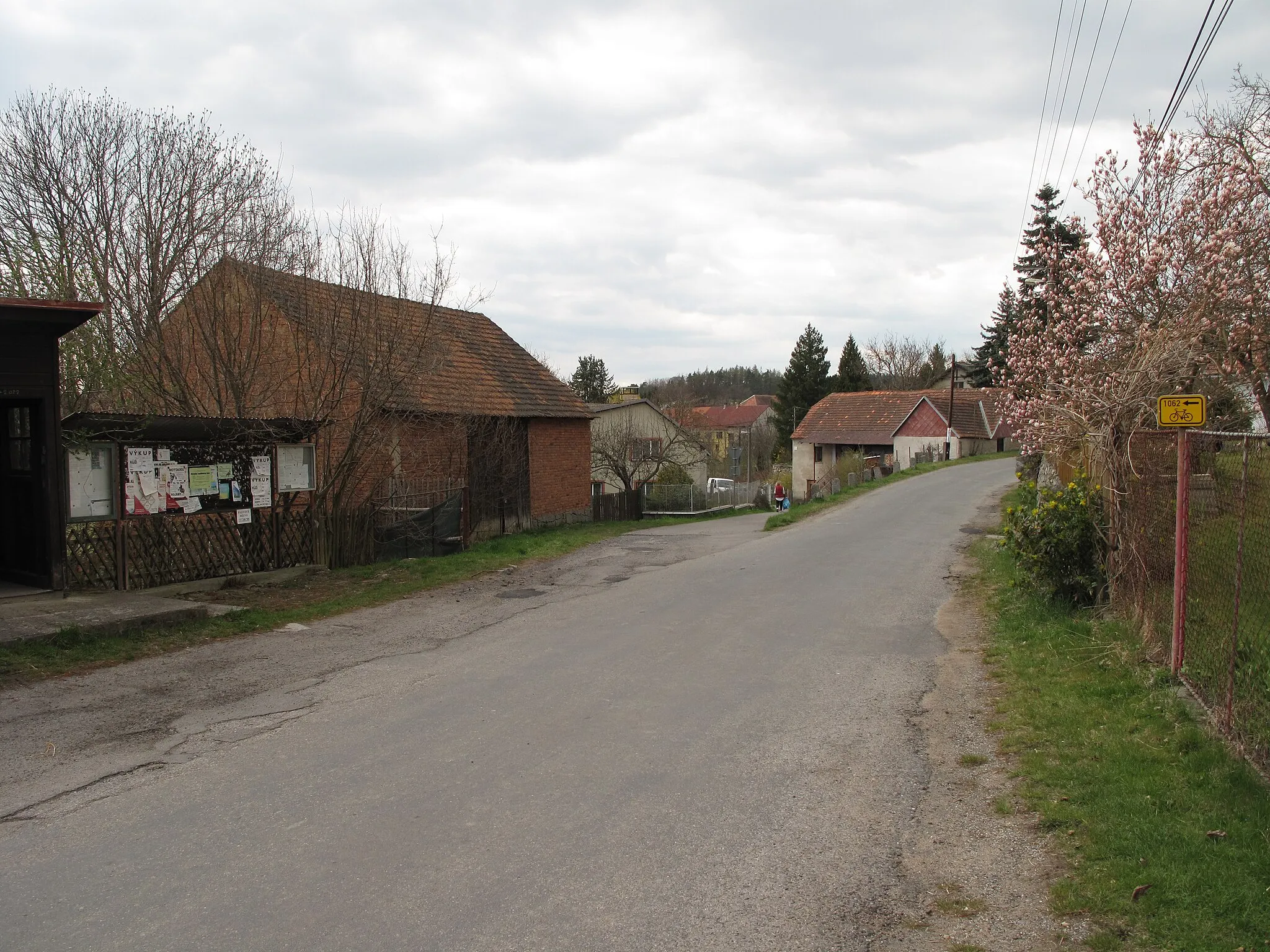 Photo showing: Uzeničky, Strakonice District, the Czech Republic.