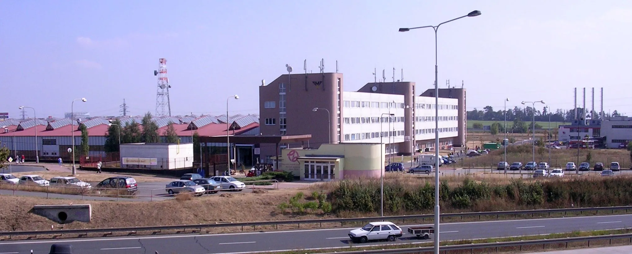 Photo showing: Třebonice, Prague, the Czech Republic. Zličín metro depot.