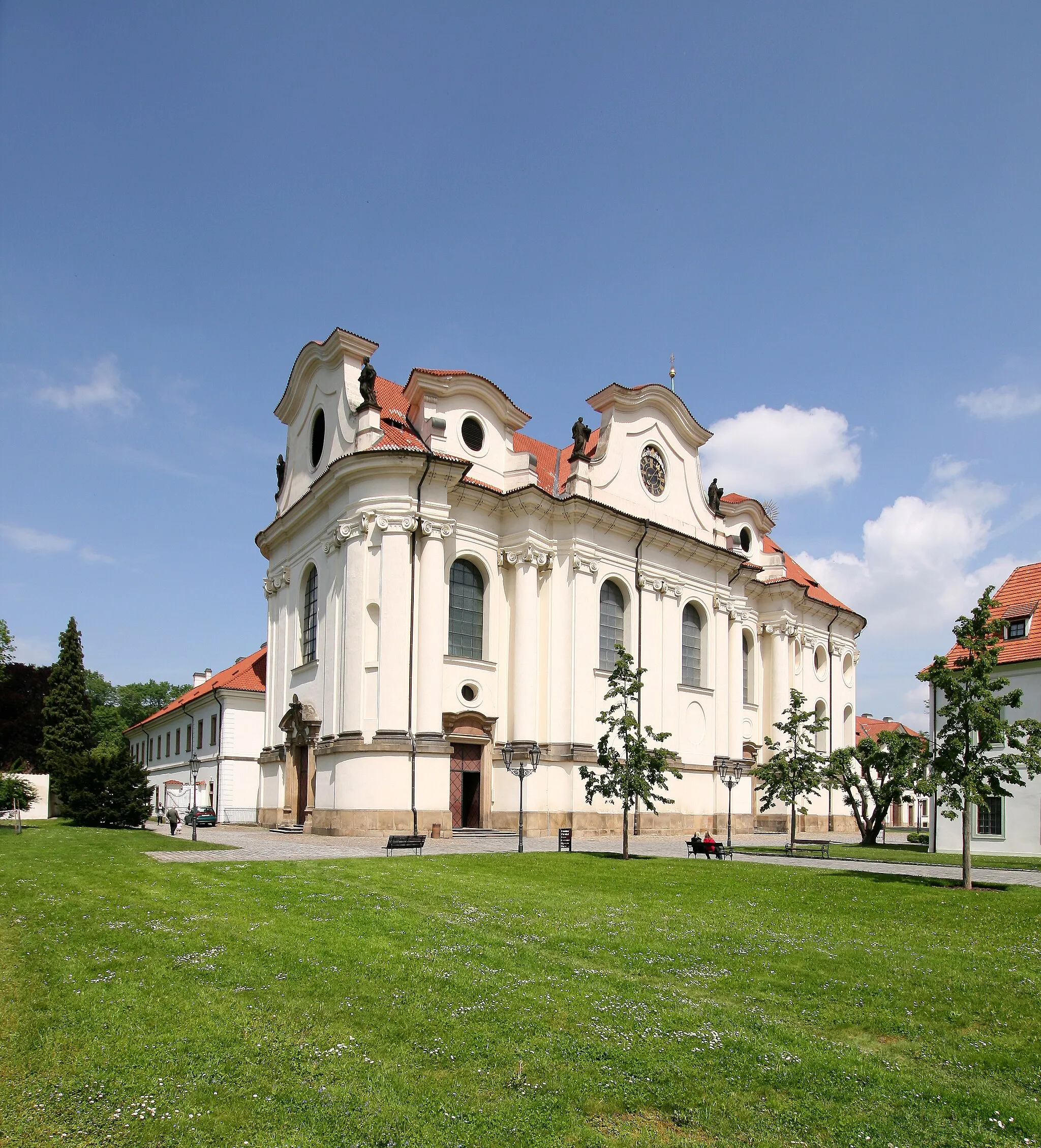 Photo showing: Basilica of Saint Margaret in Břevnov Archabbey in Prague