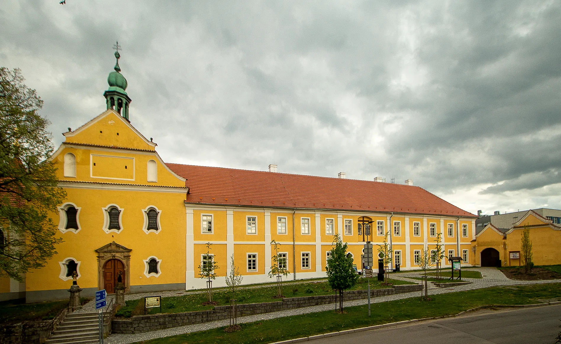 Photo showing: Votice, františkánský klášter