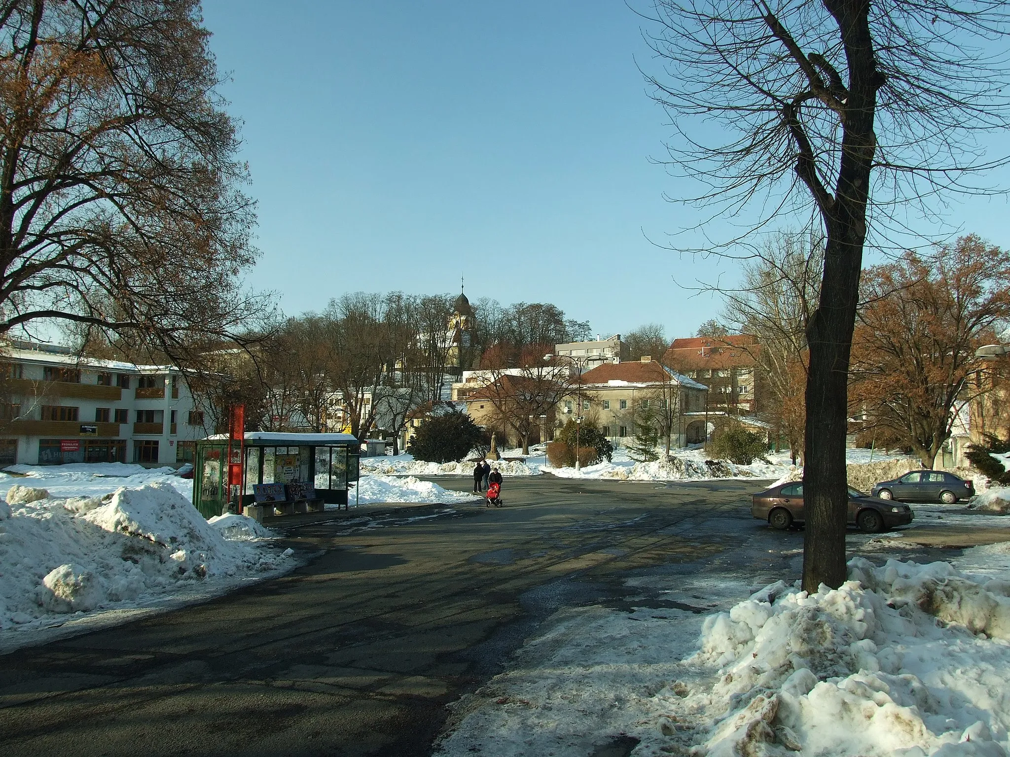 Photo showing: Main square in Klecany, village near Prague, Central Bohemian Region, CZ