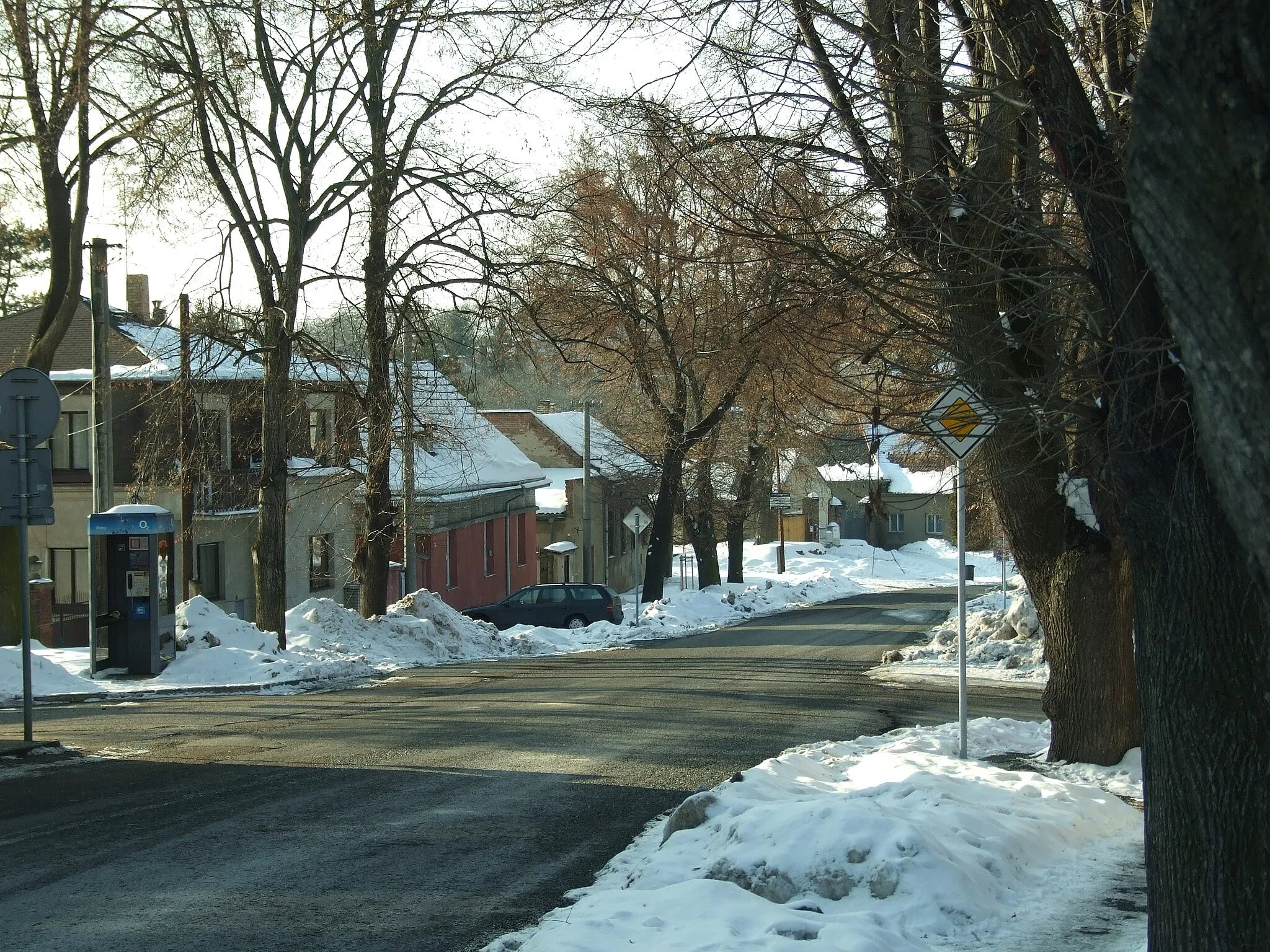 Photo showing: A street in Klecany, village near Prague, Central Bohemian Region, CZ