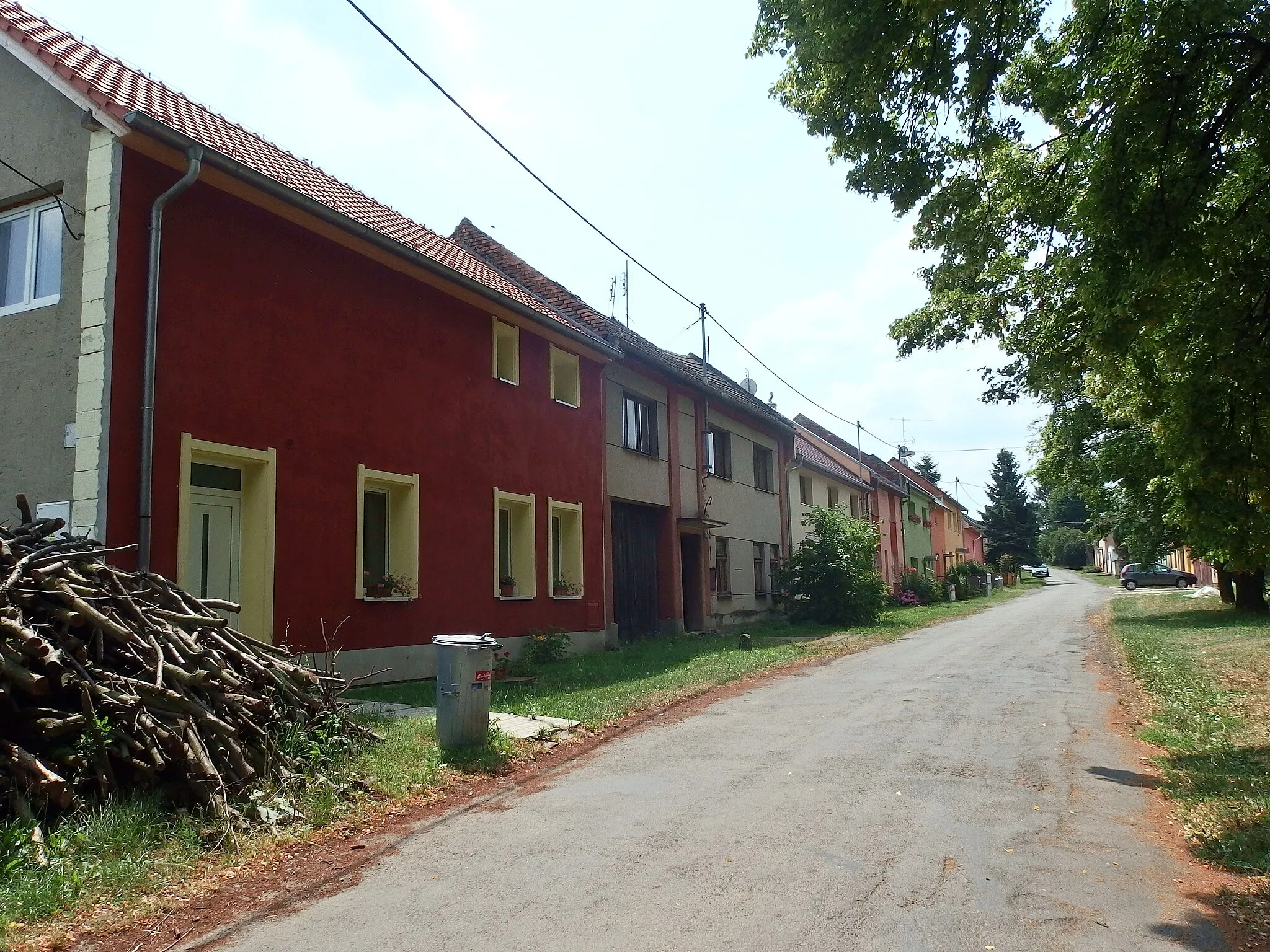 Photo showing: Rataje, Kroměříž District, Czech Republic, part Sobělice.