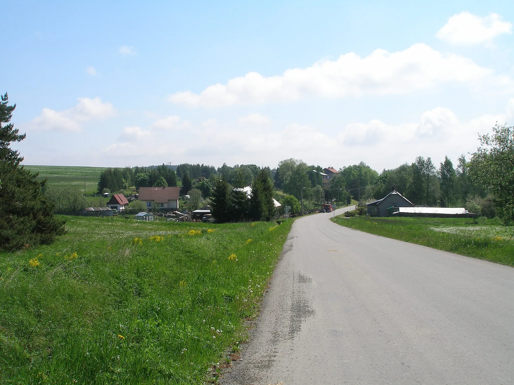 Photo showing: Western side of the village Heroltovice (Herlsdorf) in the military area Libavá