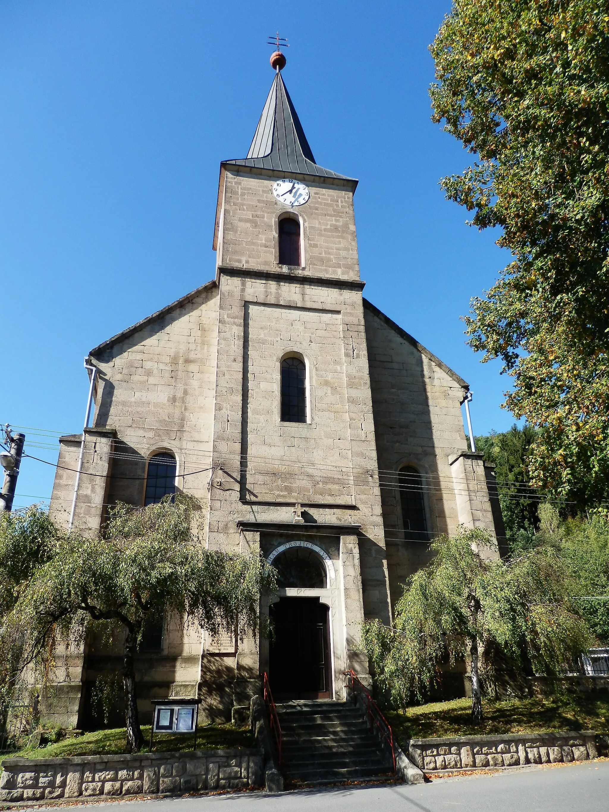Photo showing: Rusava, okres Kroměříž. Evangelický kostel sv. Trojice.