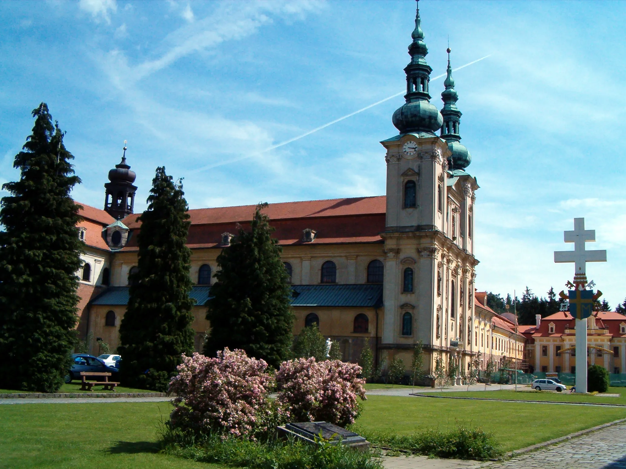 Photo showing: The Basilica of Assumption of Mary and St. Cyrillus and Methodius in Velehrad