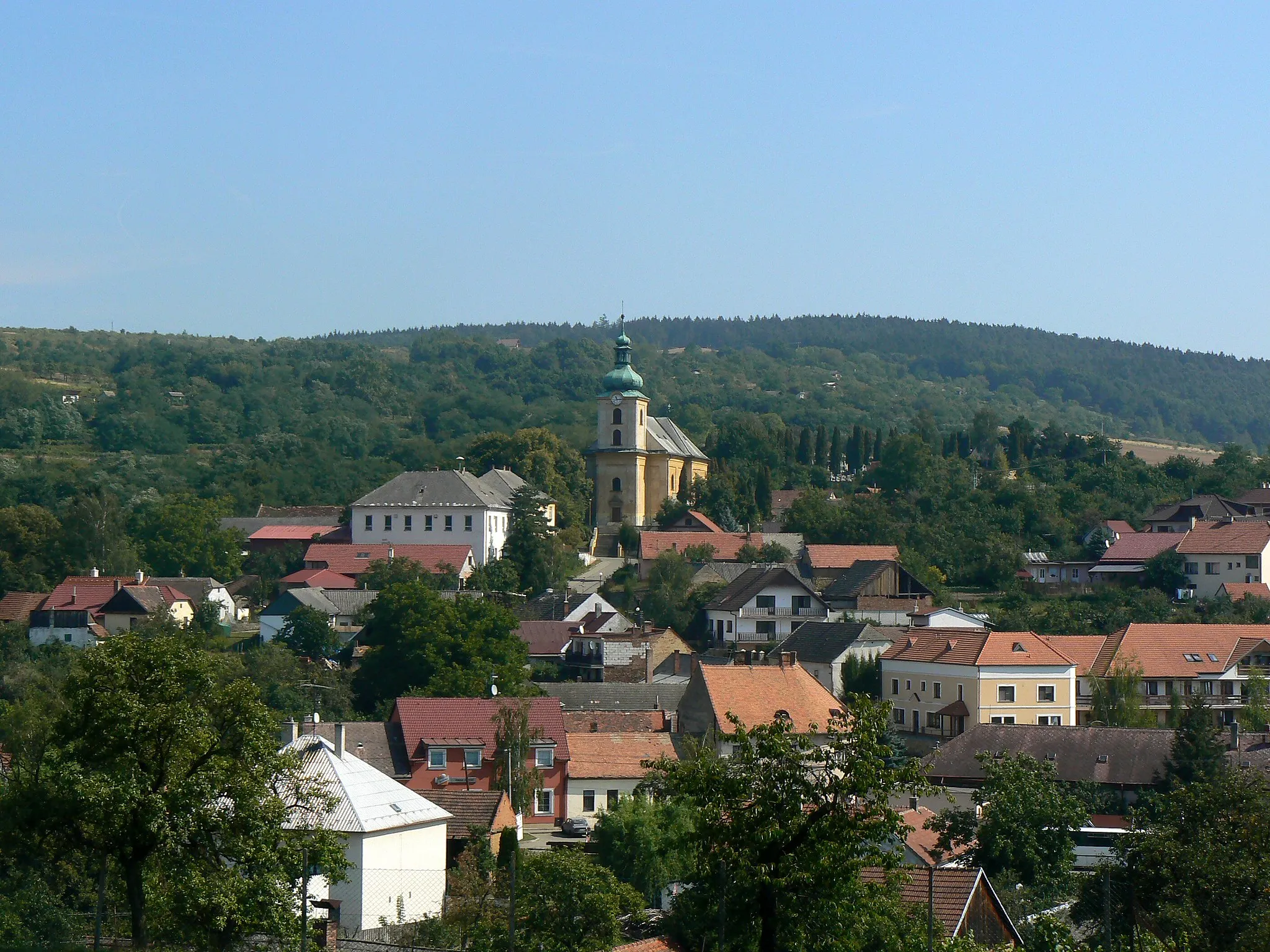 Photo showing: View of Osvětimany.