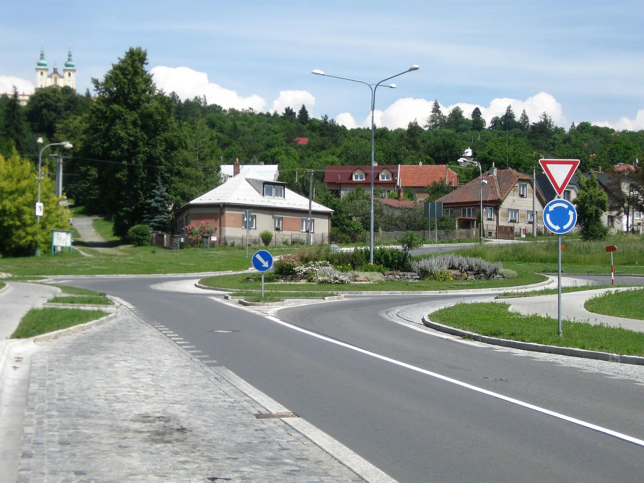 Photo showing: Kruhový objezd Samotišky