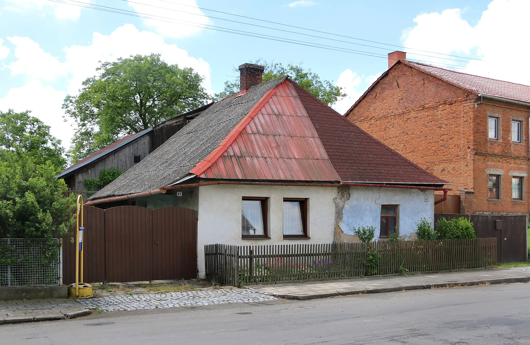 Photo showing: House No 41 in Bílsko village, Czech Republic.