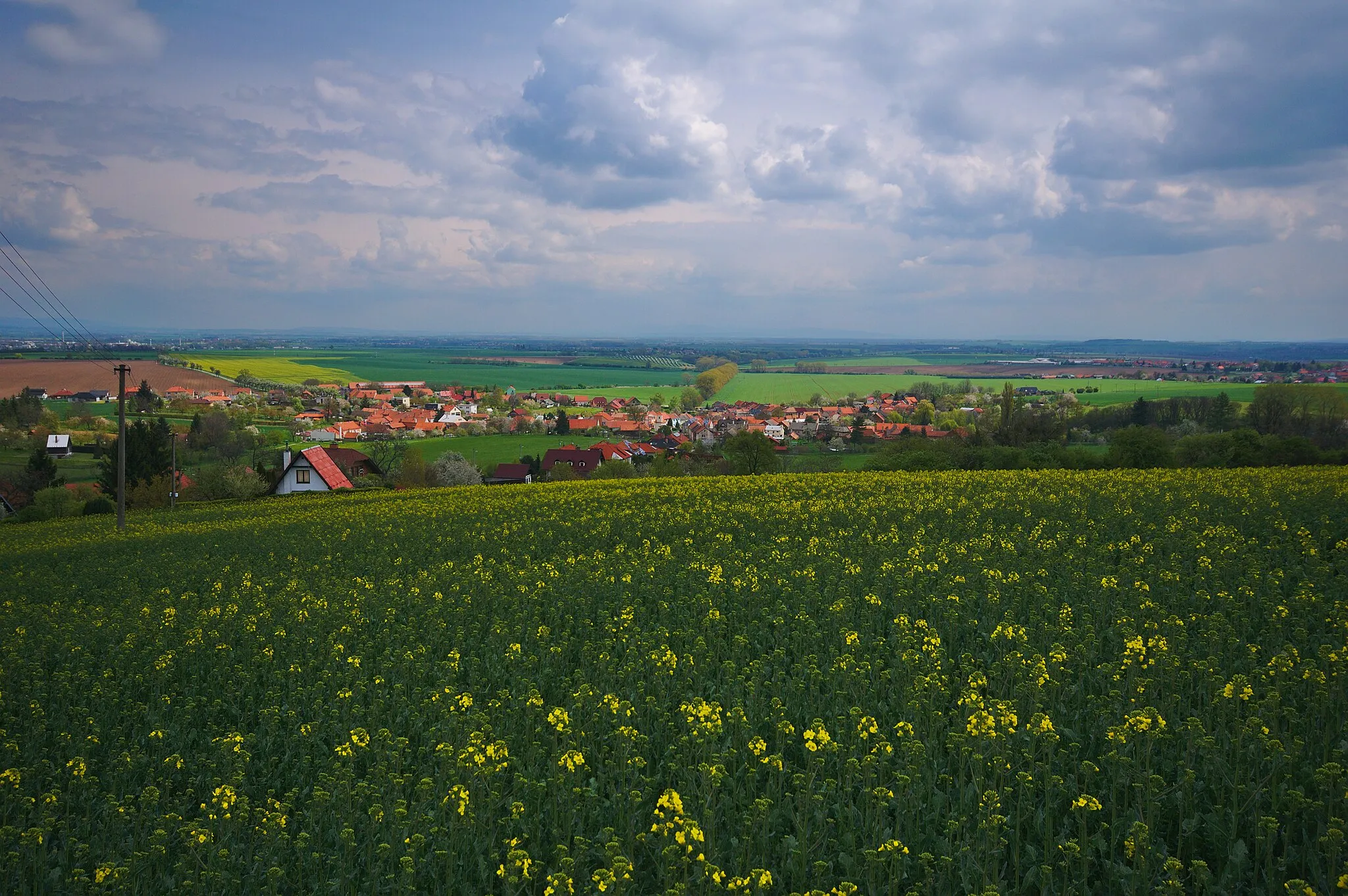 Photo showing: Obec od západu, Seloutky, okres Prostějov