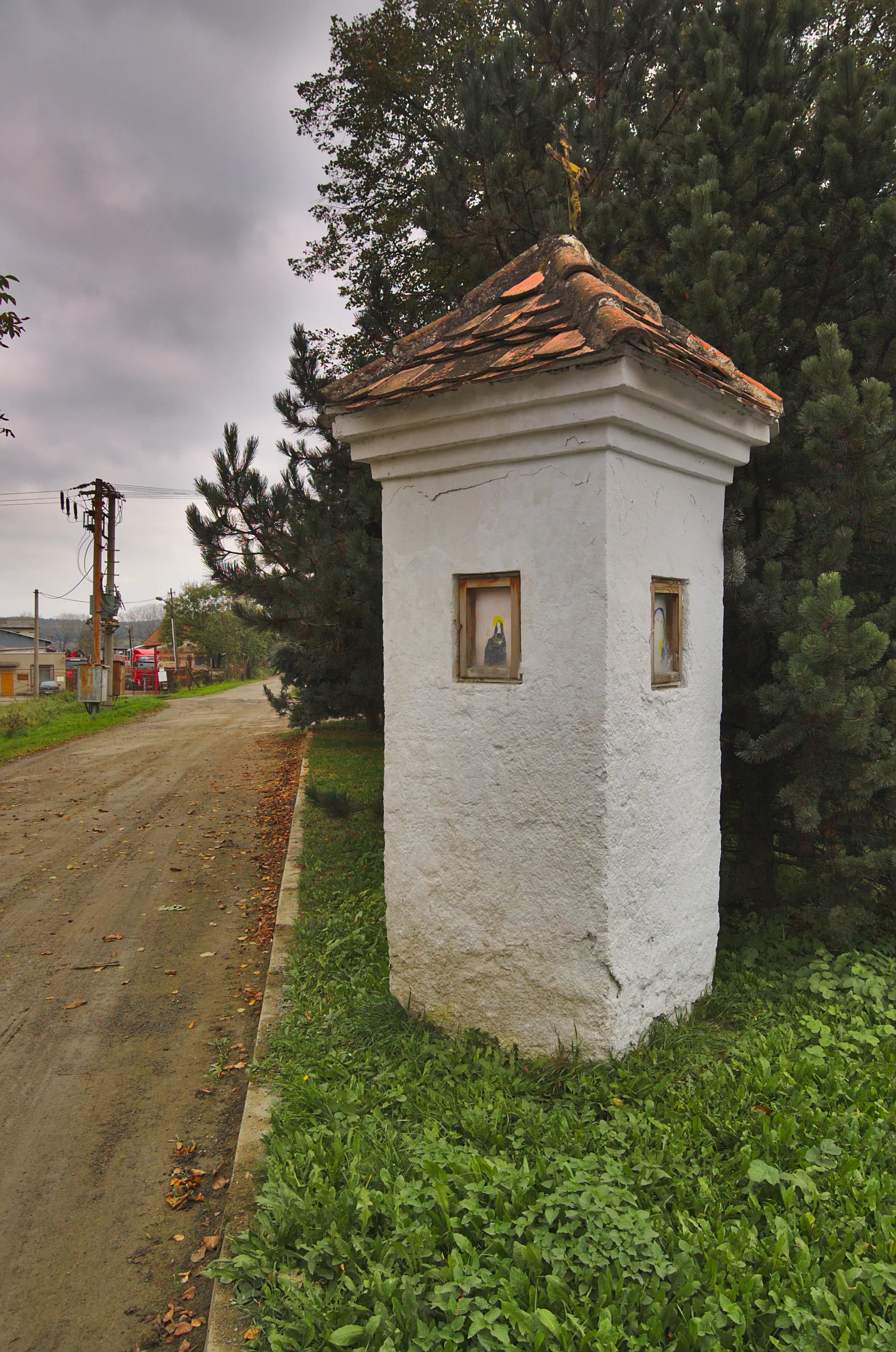 Photo showing: Boží muka u cesty k zemědělskému družstvu, Krumsín, okres Prostějov