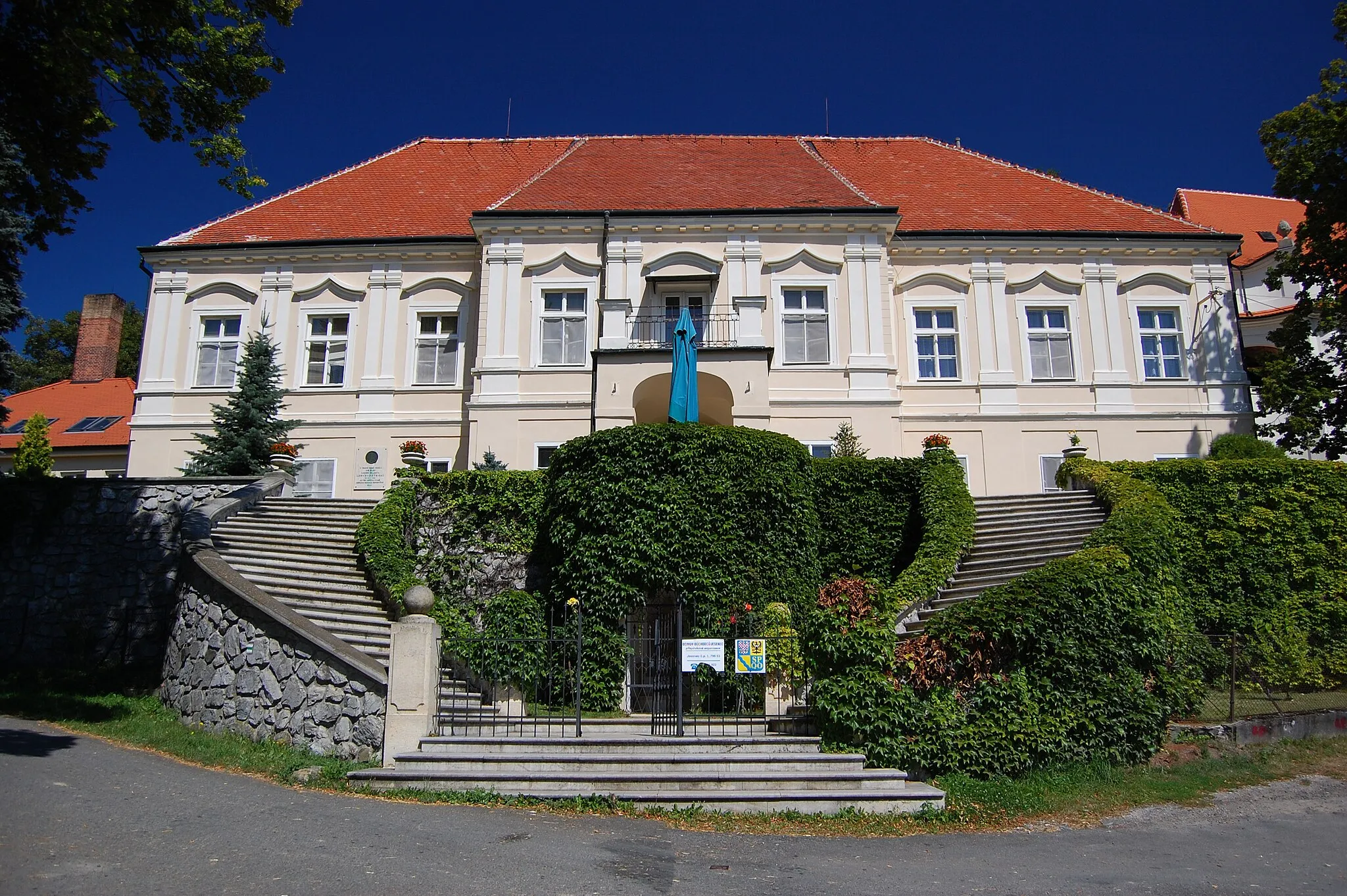 Photo showing: Zámek, Jesenec, okres Prostějov