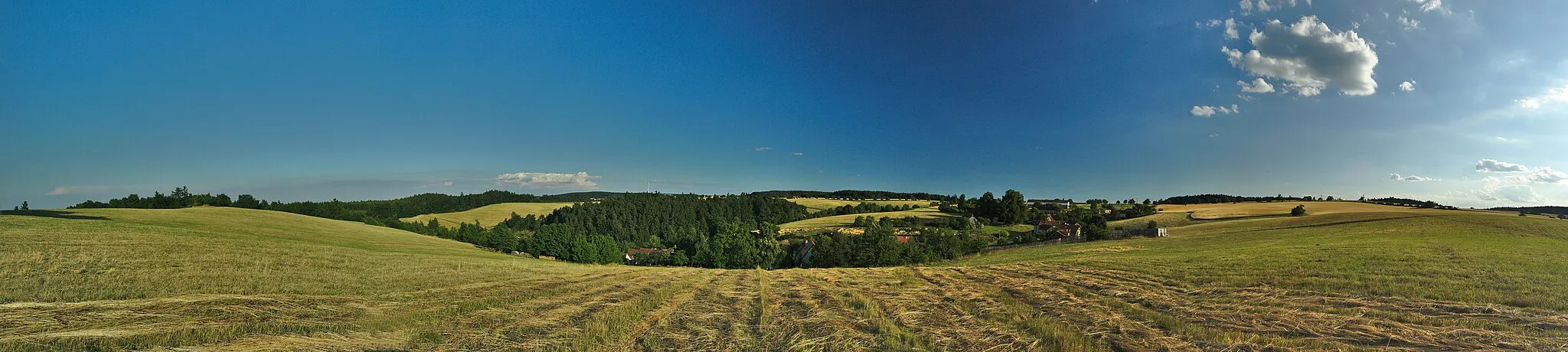 Photo showing: Pohled na obec ze severu, Repechy, Bousín, okres Prostějov