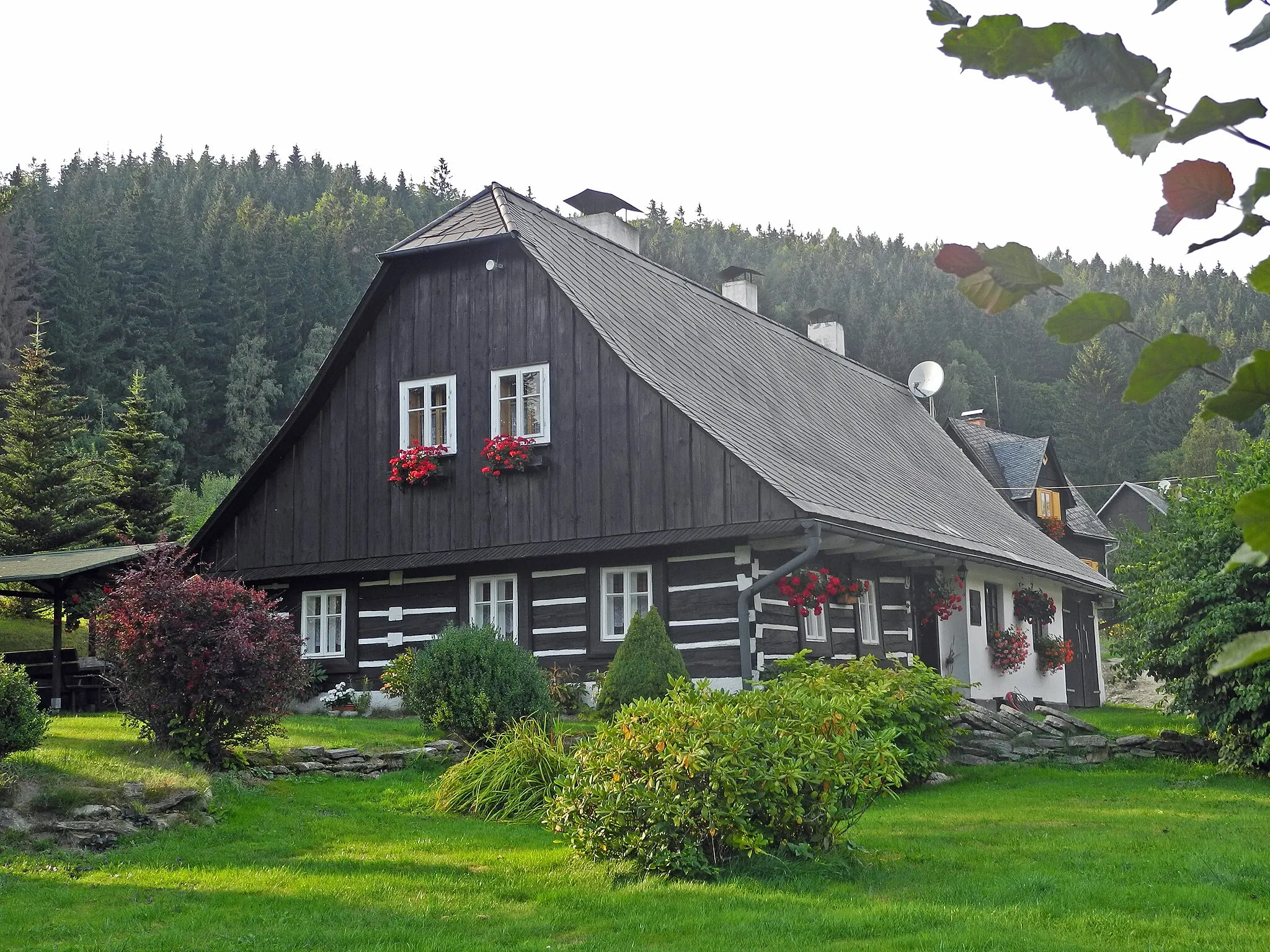 Photo showing: Bauernhaus in Klein Mohrau – Malá Morávka, Nr. 149