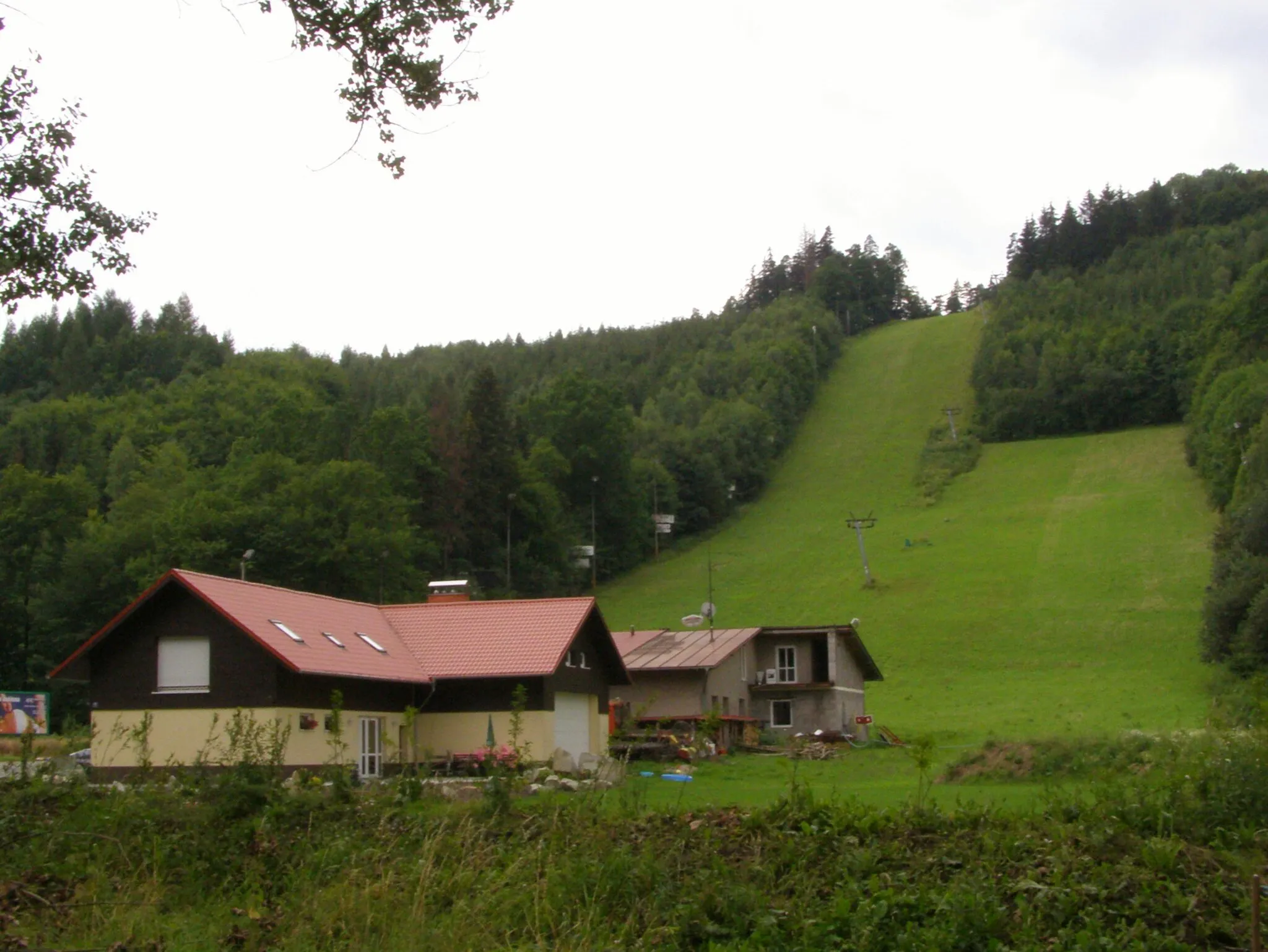 Photo showing: Palkovice, lyžařská sjezdovka
