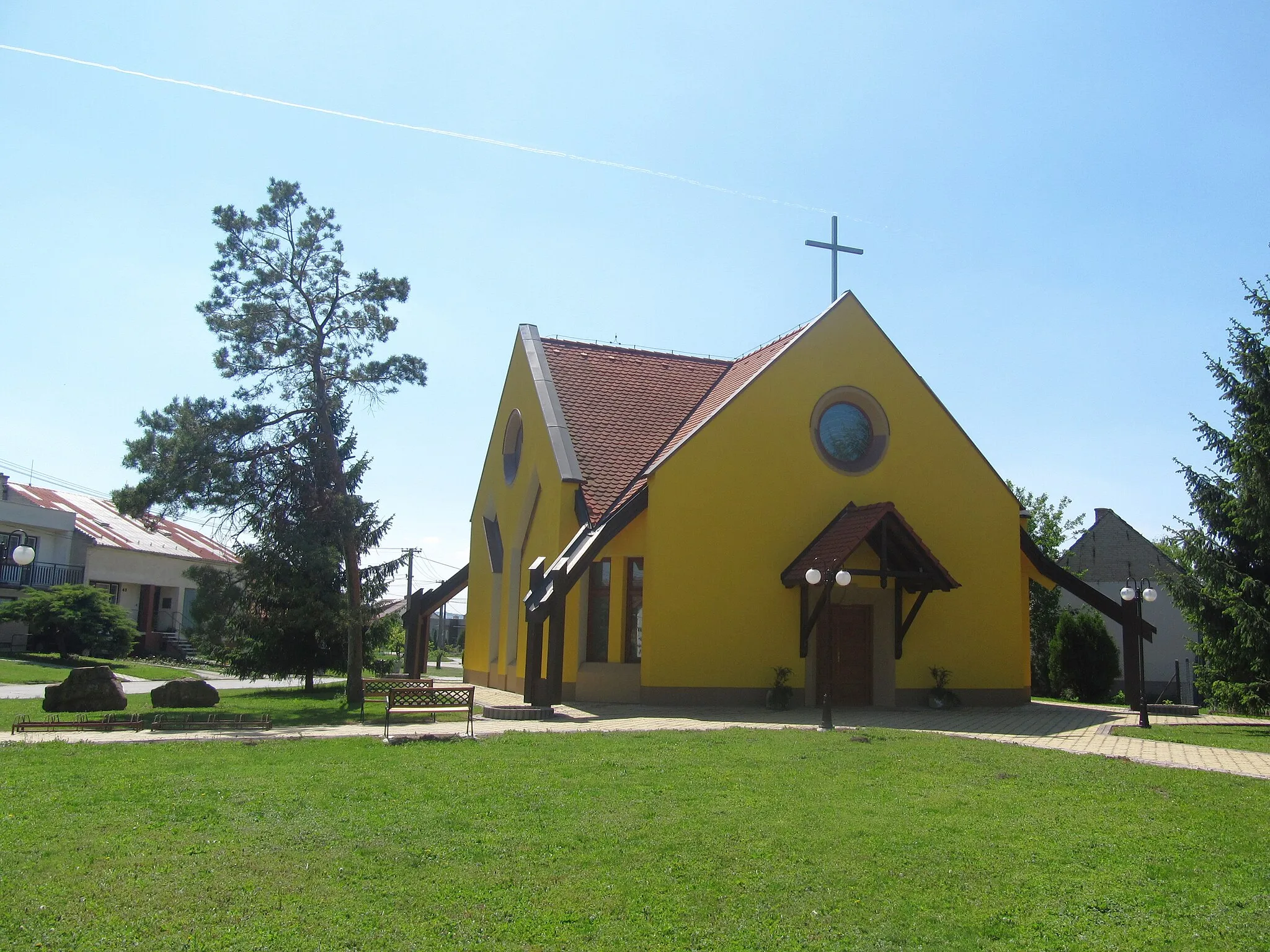 Photo showing: Žeraviny in Hodonín District, Czech Republic. Saint Elisabeth-chapel.