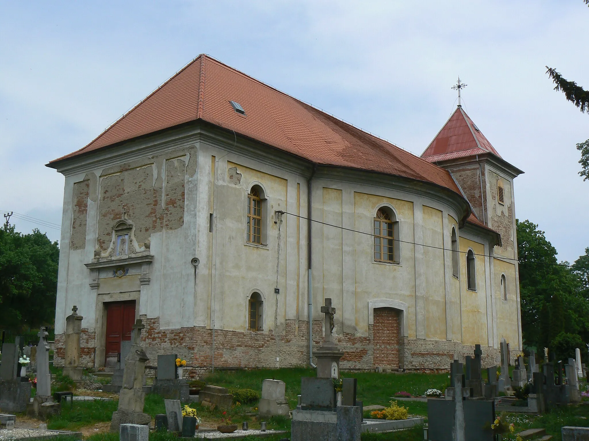 Photo showing: Farní kostel svatého Václava v Nemoticích, okres Vyškov.