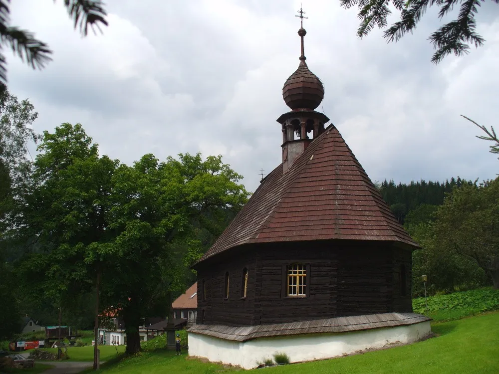 Photo showing: Wooden church