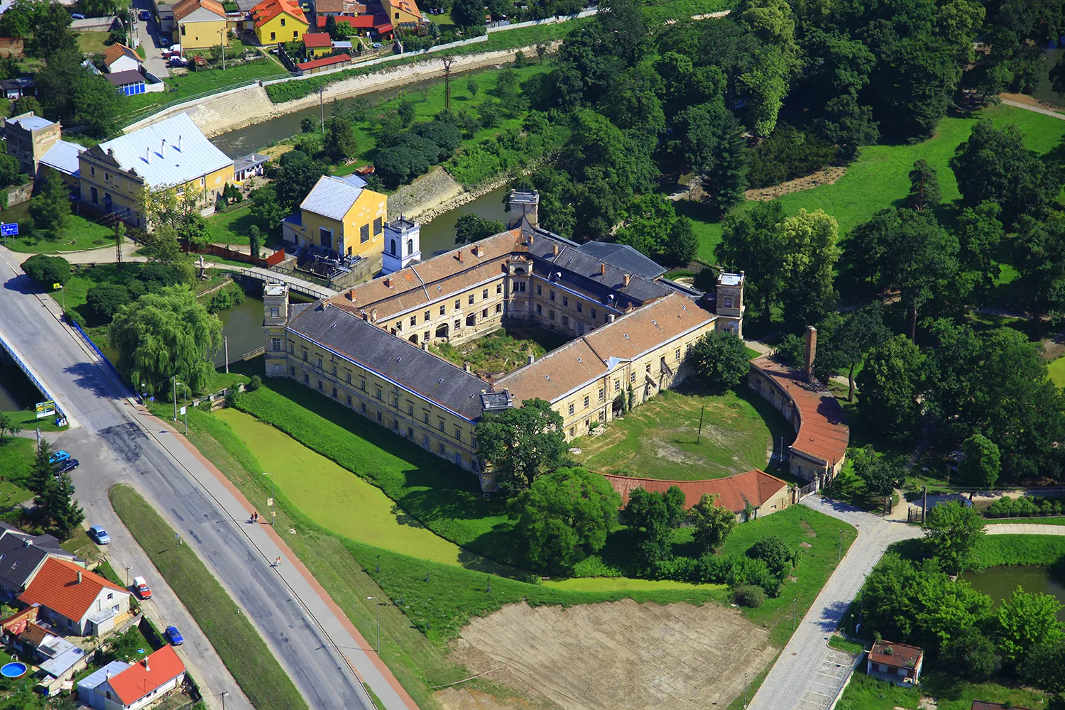 Photo showing: Letecký snímek