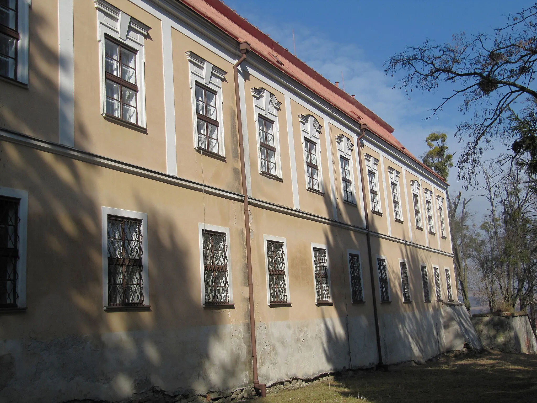 Photo showing: Koryčany in Kroměříž District, Czech Republic. Castle, eastern facade.