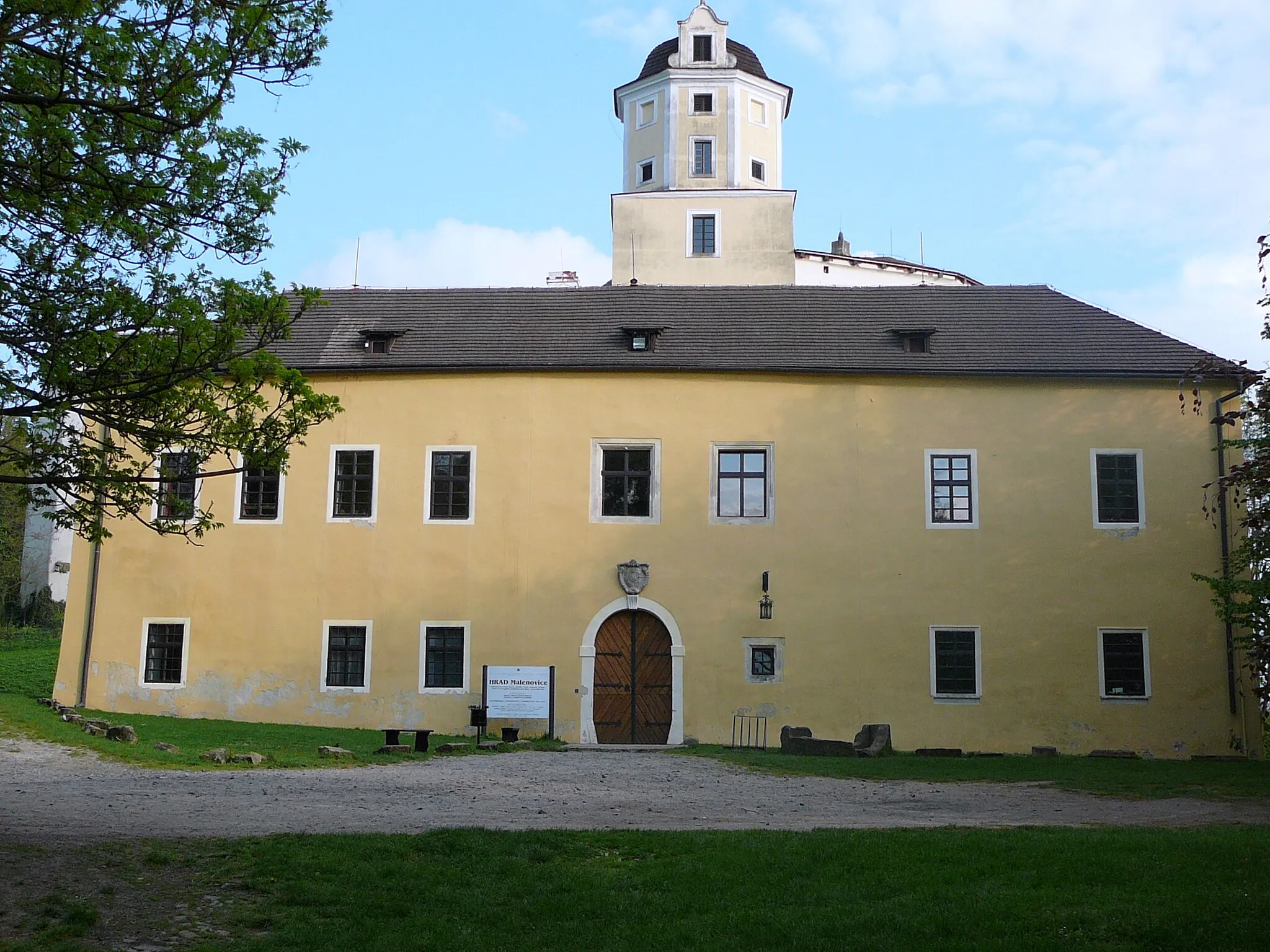 Photo showing: Malenovice castle