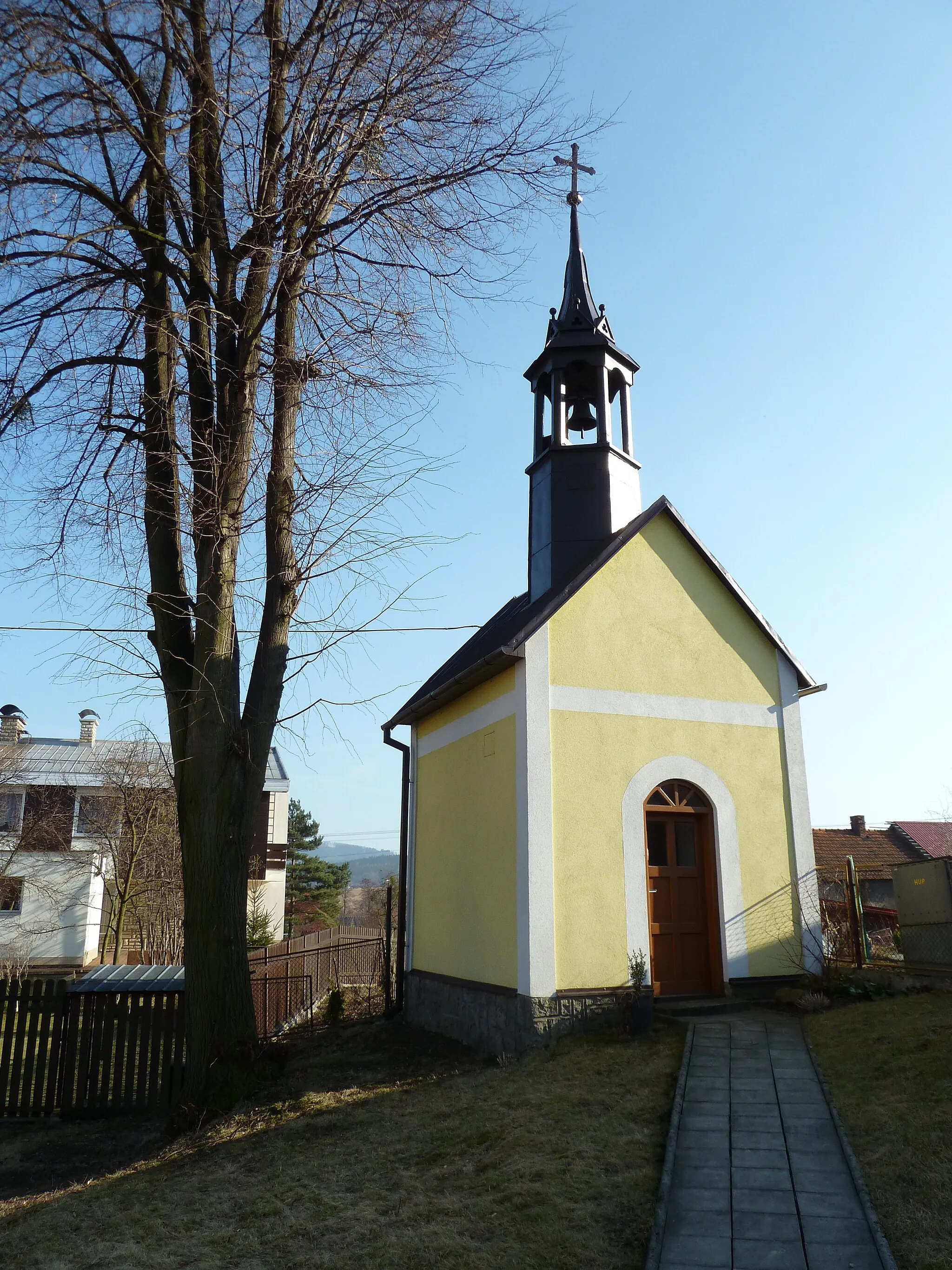 Photo showing: One of chapels in village Straník, part of town Nový Jičín (north-eastern Moravia, Czech Republic)