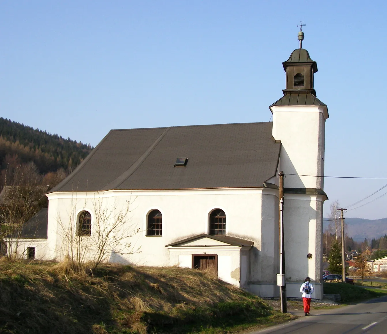 Photo showing: Ludvíkov - kostel Navštívení Panny Marie se šikmou věží