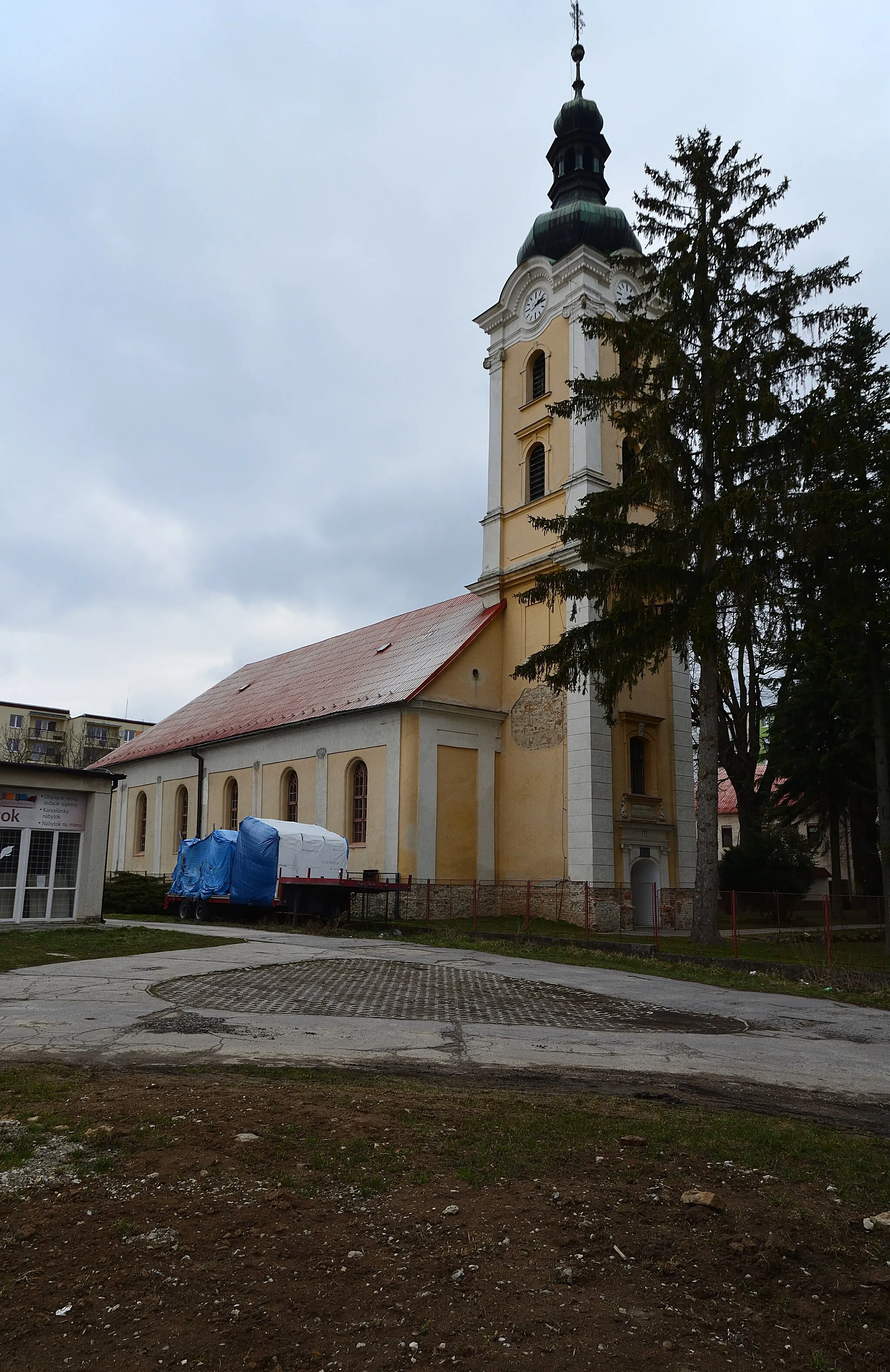Photo showing: r.k. kostol v Starej Turej