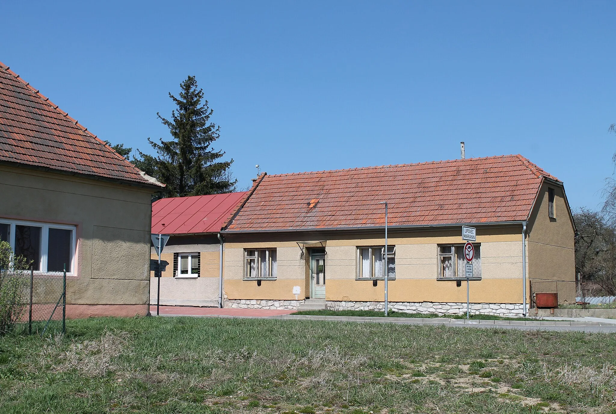 Photo showing: Marianín, Lipovec, Blansko District, Czech Republic