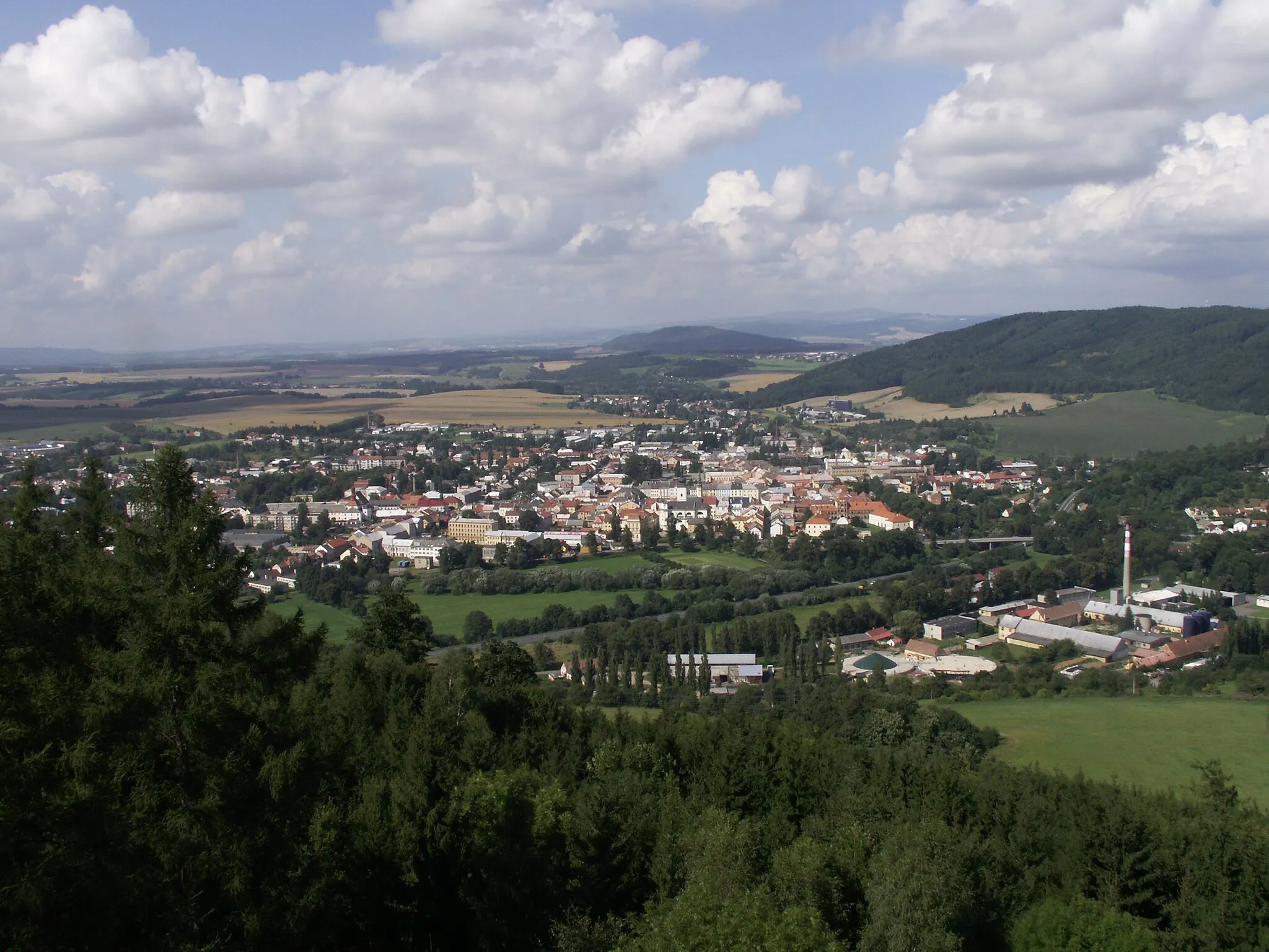 Photo showing: Pohled na Moravskou Třebovou z rozhledny Pastýřka