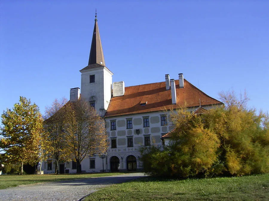 Photo showing: Chropyně, zámek.