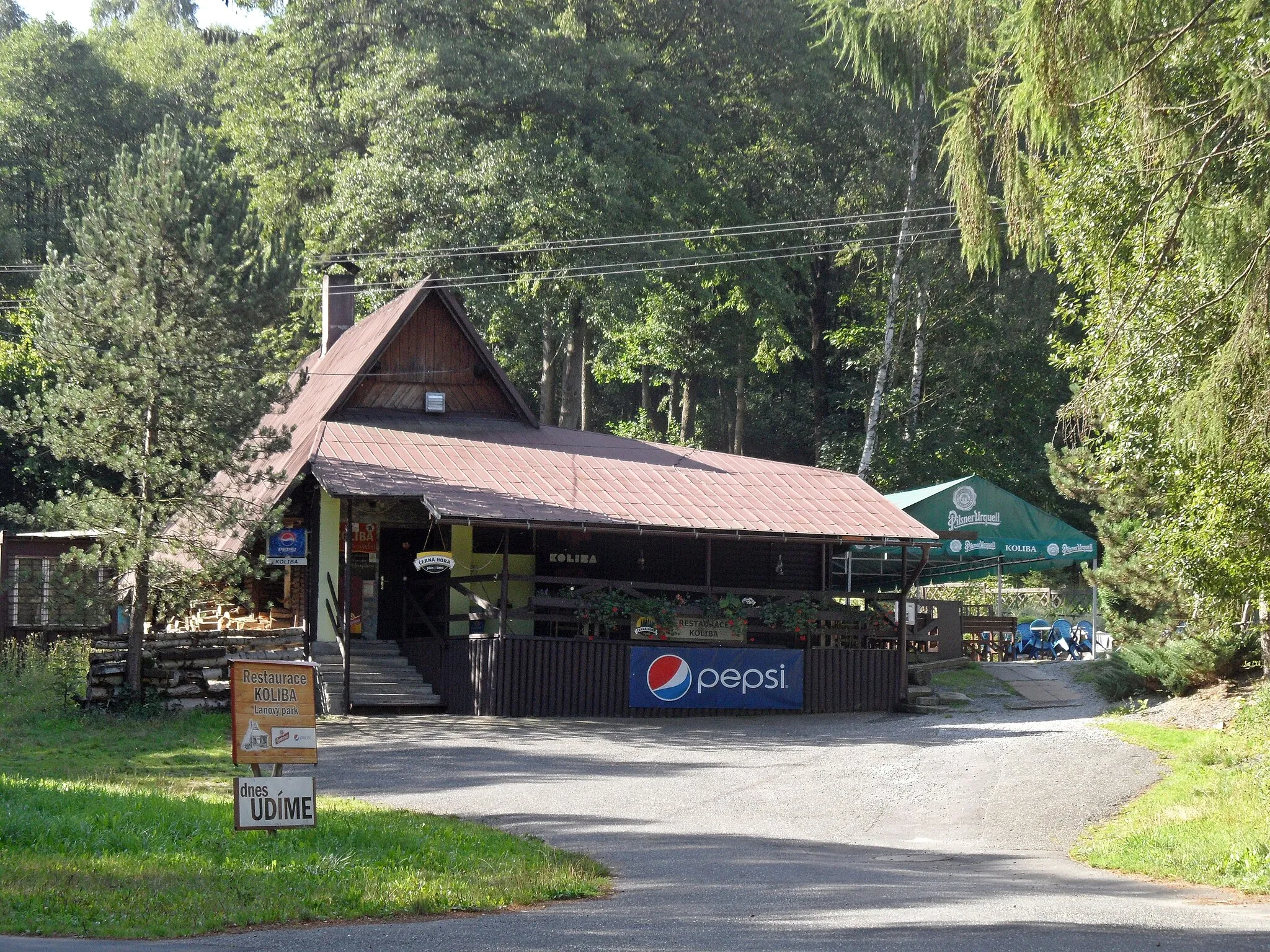 Photo showing: Bobrovník B. Fast-food Restaurant. Jeseník District, the Czech Republic.