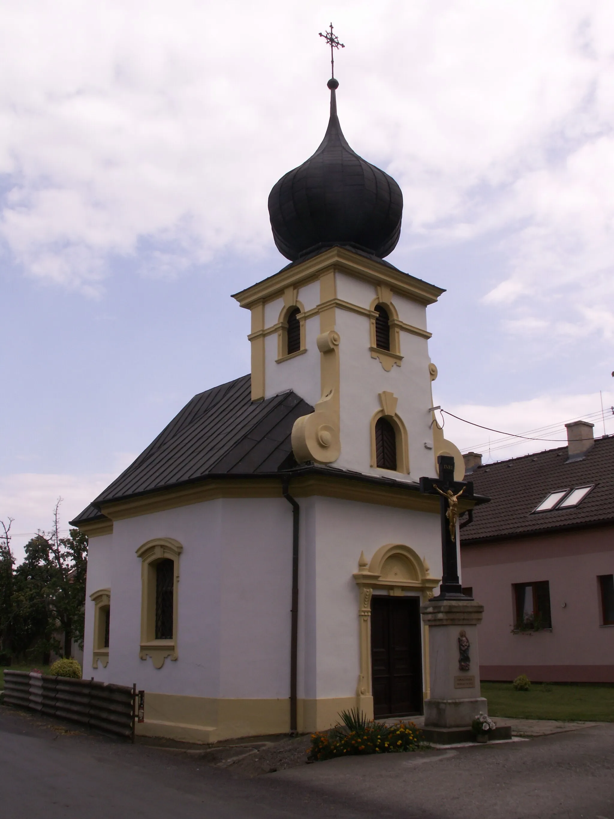 Photo showing: kaple svatého Floriána v Bílovicích (Bílovice-Lutotín), okres Prostějov