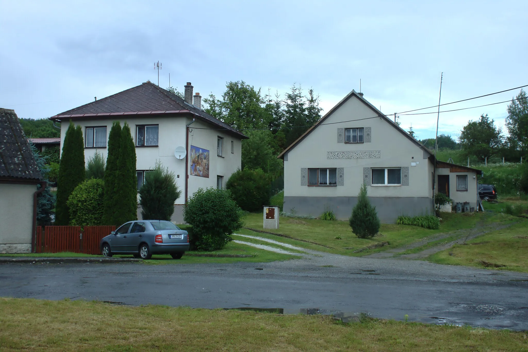 Photo showing: Buildings in the village of Lipinka, Olomouc Region, CZ