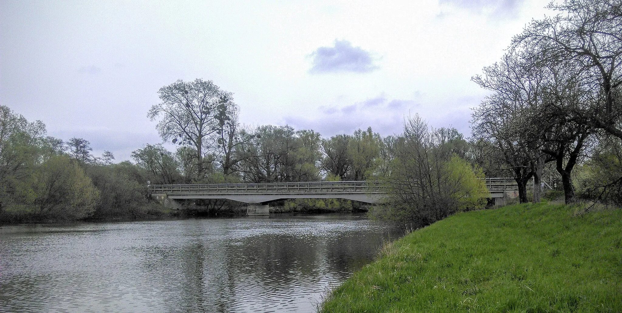 Photo showing: Most přes řeku Moravu, Postoupky, k. ú. Miňůvky, Kroměříž