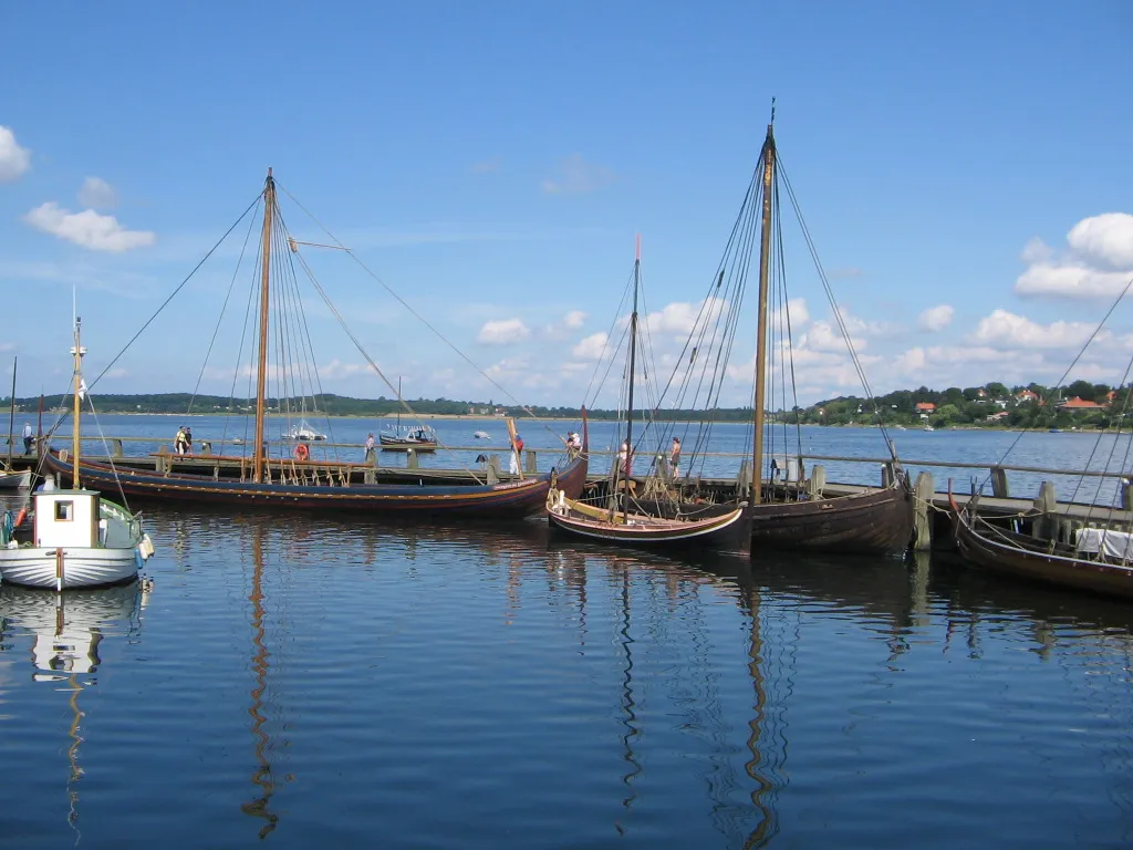Photo showing: Viking Ship Museum, Roskilde