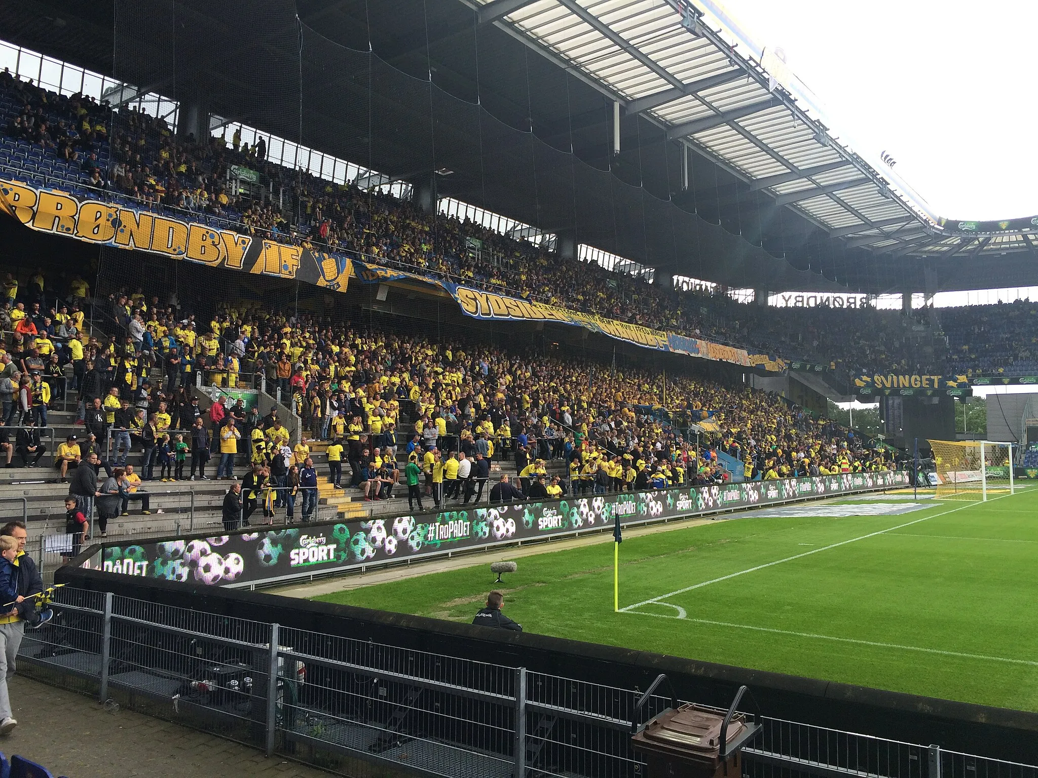 Photo showing: Sydsiden at Brøndby Stadium in 2016