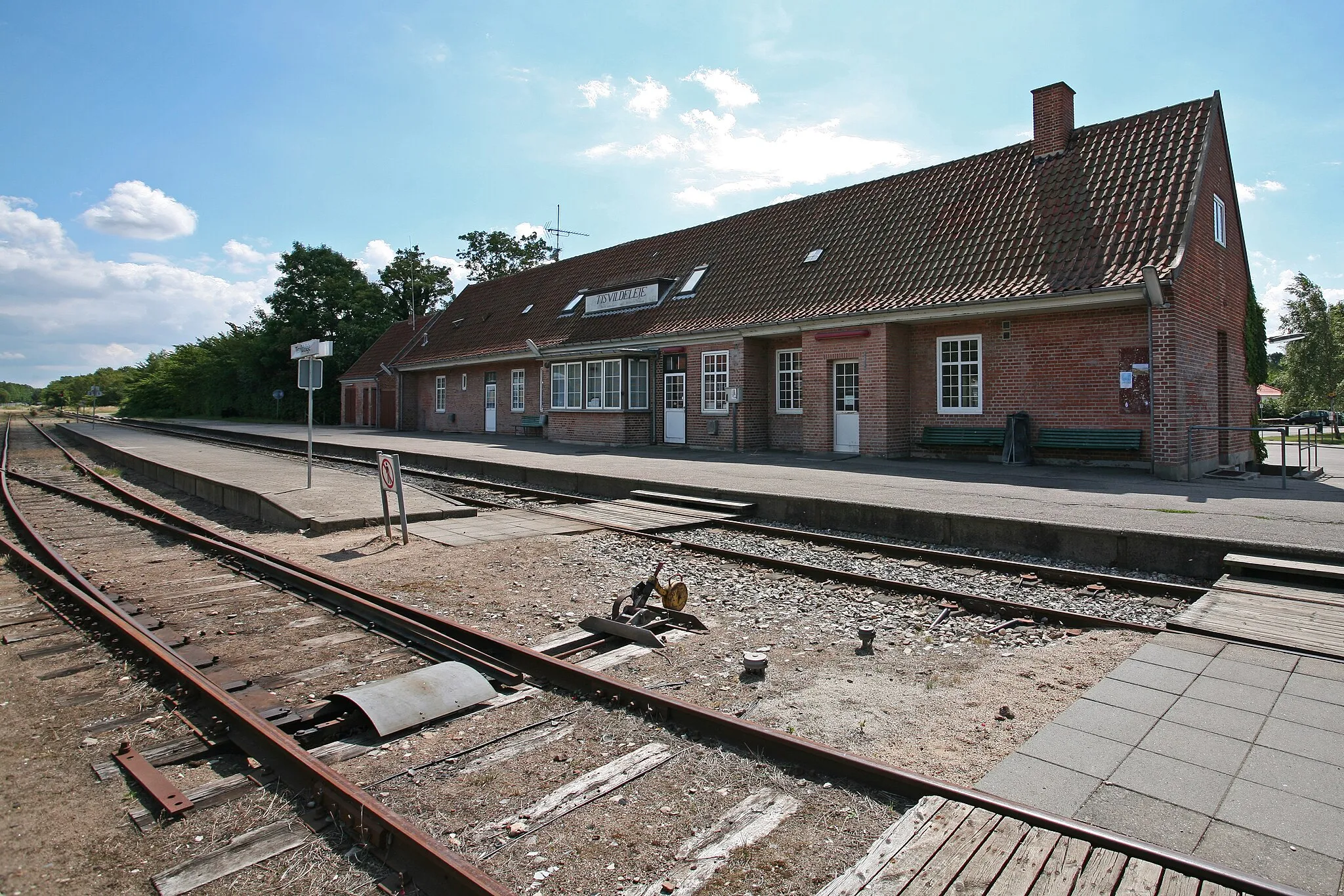 Photo showing: Picture of Tisvildeleje Railway Station (Tisvildeleje - Denmark)