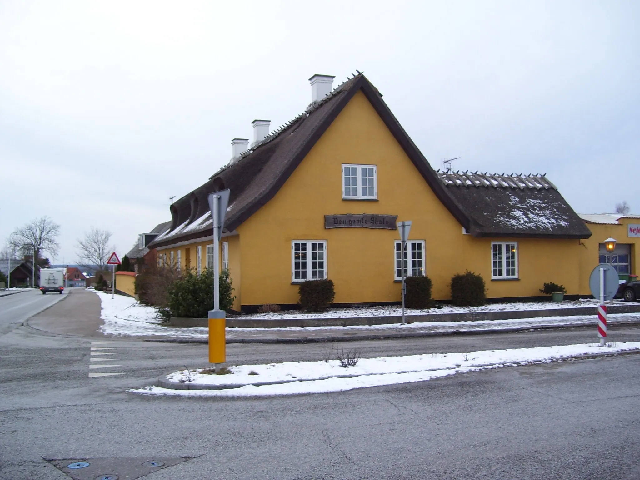 Photo showing: old School in Ramlose, Denmark