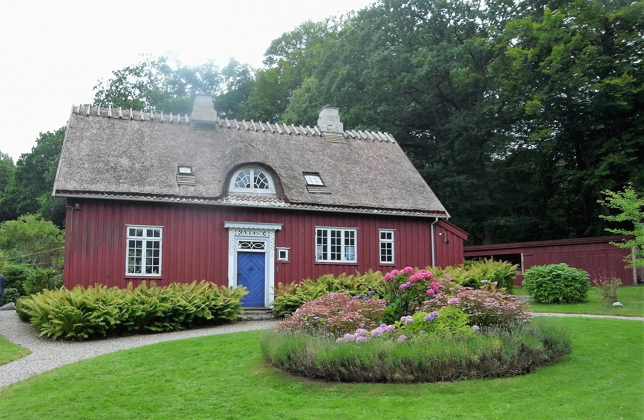 Photo showing: Villaen Arken, Xylografensvej 6, Tisvildeleje. Tegnet af Martin Nyrup (1913) og med xylograf F. Hendriksen som bygherre