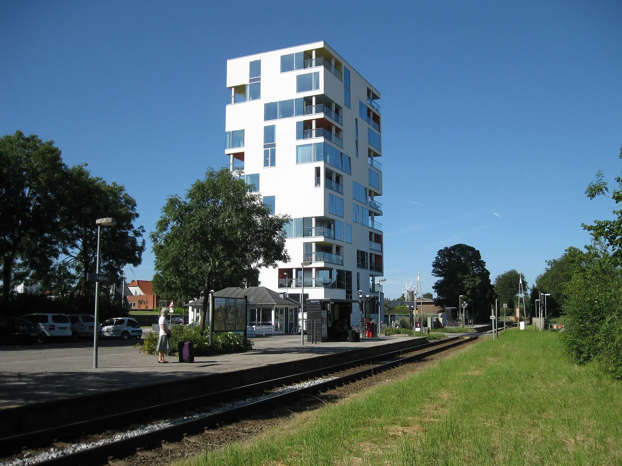 Photo showing: Løgten train station, Denmark