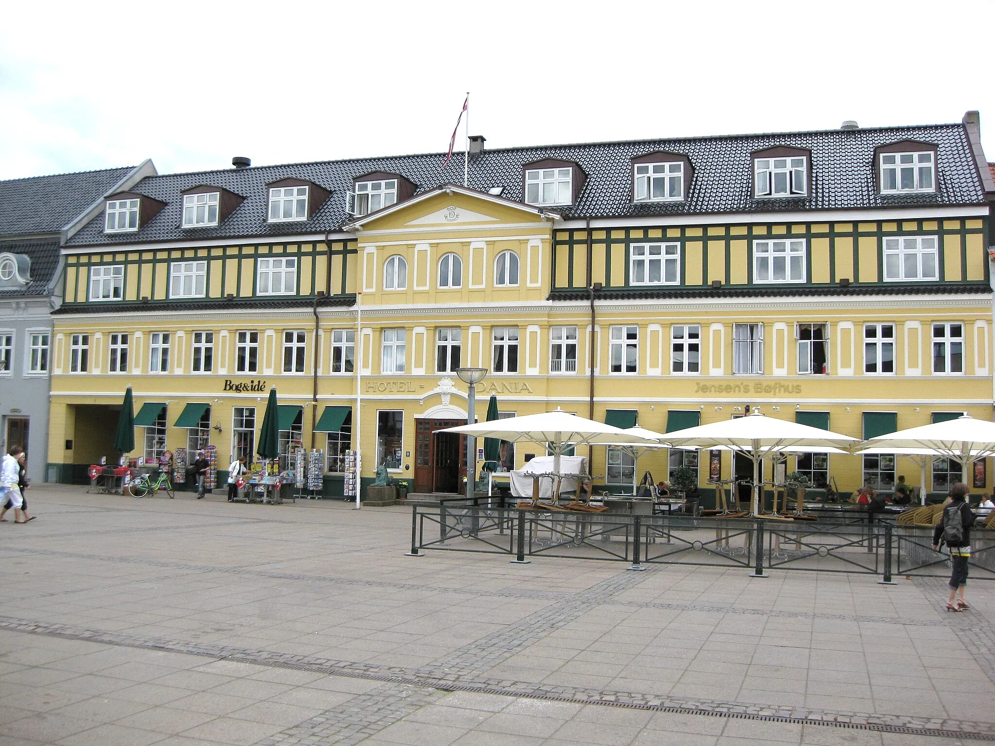 Photo showing: "Hotel Dania" in the town "Silkeborg". The town is located in Middle Jutland, Denmark.