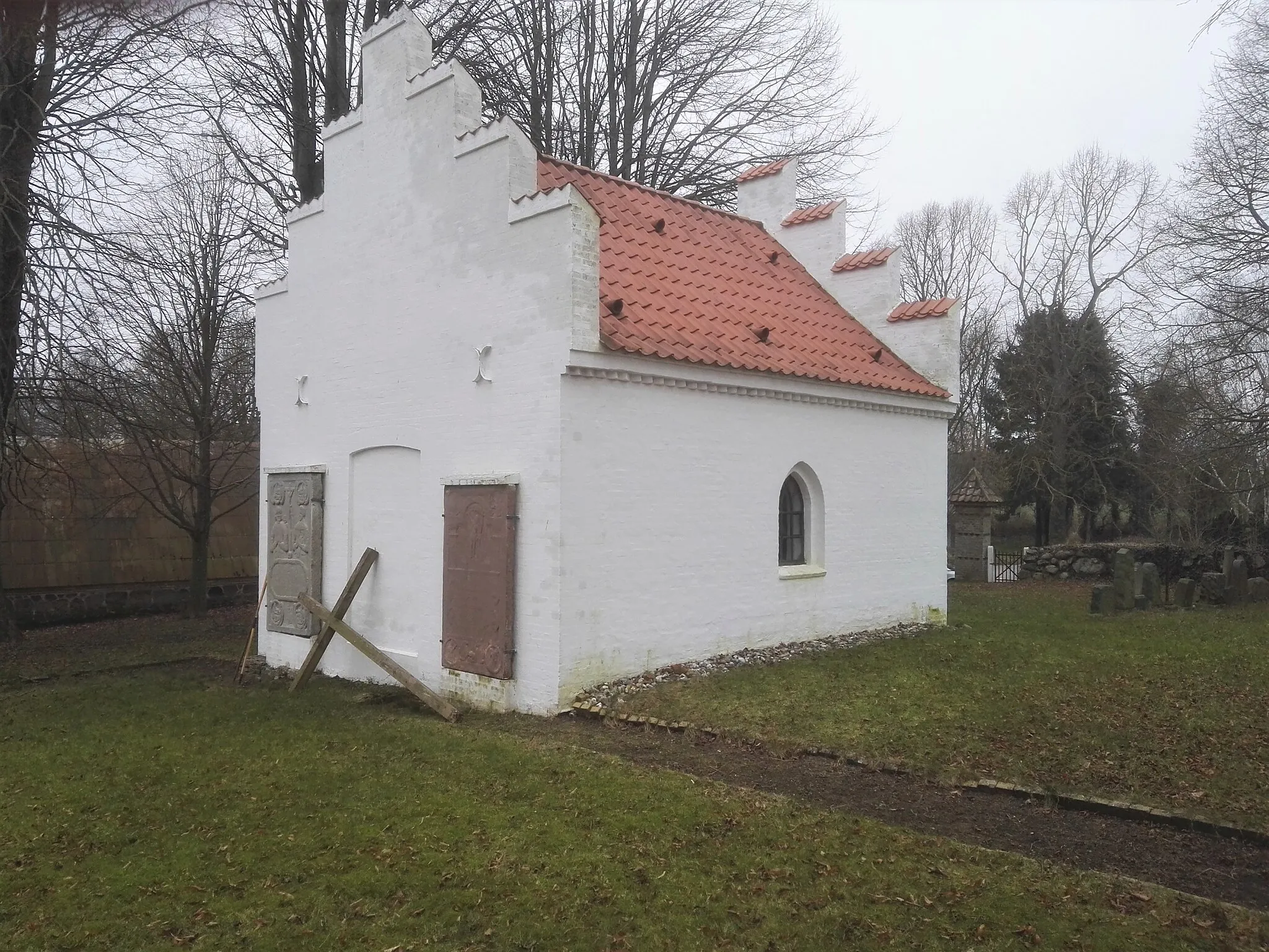 Photo showing: Nebel Kapel set fra sydøst