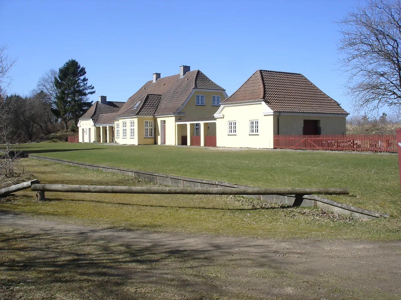 Photo showing: Christianshede Station, sporsiden fra Ø