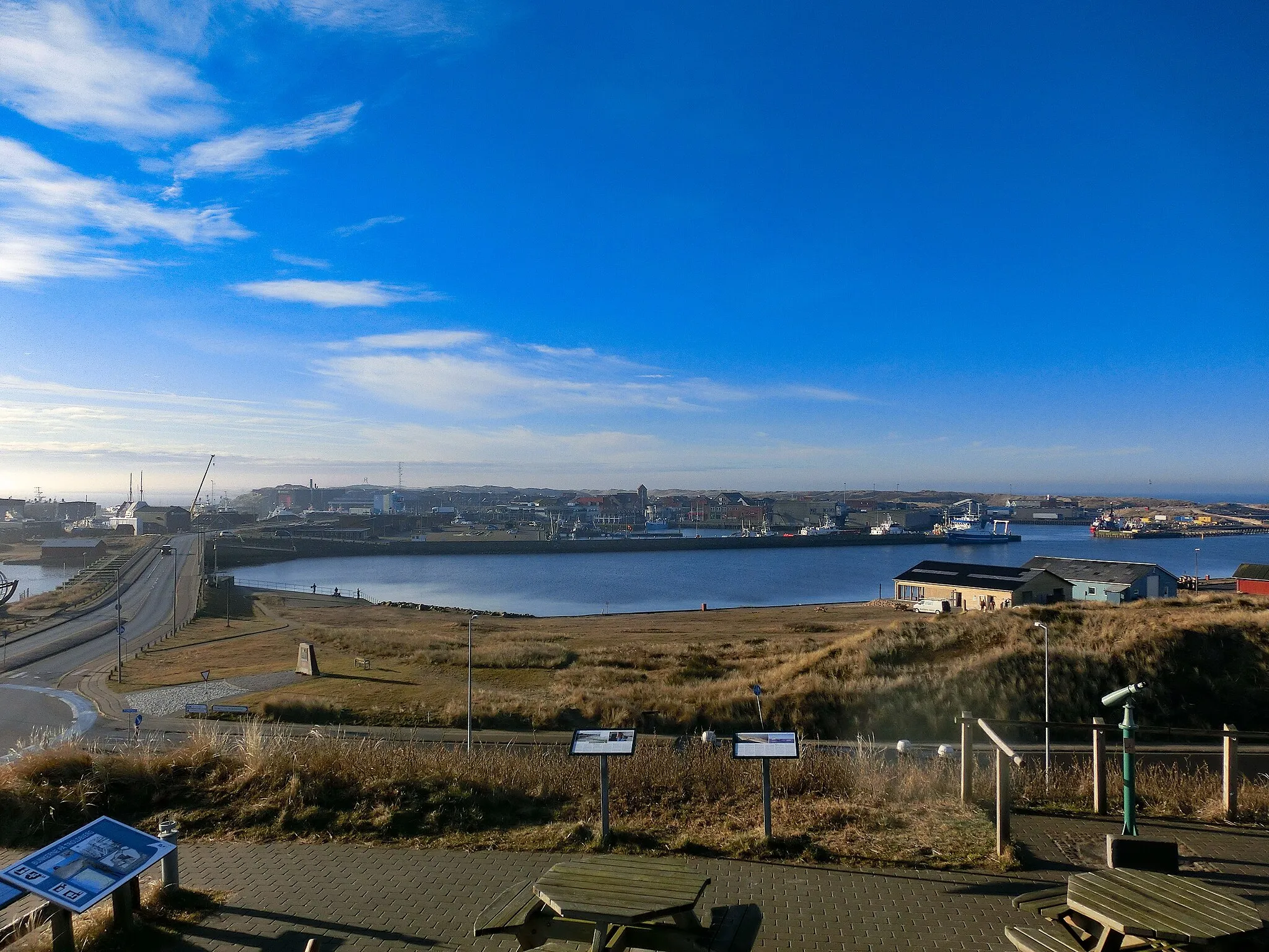 Photo showing: Blick auf den Hafen von Hvide Sande