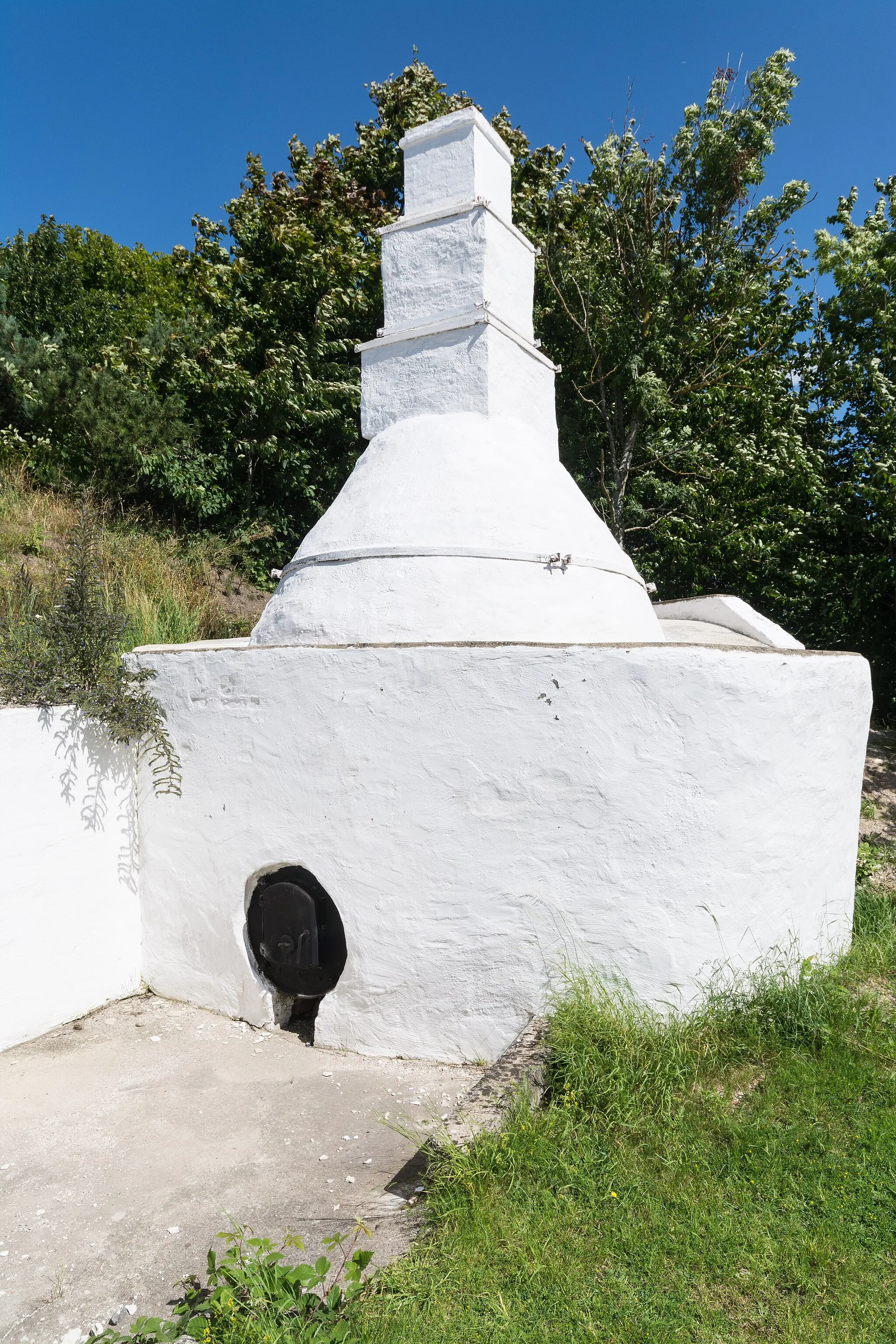 Photo showing: Lime kilns at  Rugårdsvej near Balle (Syddjurs Kommune).